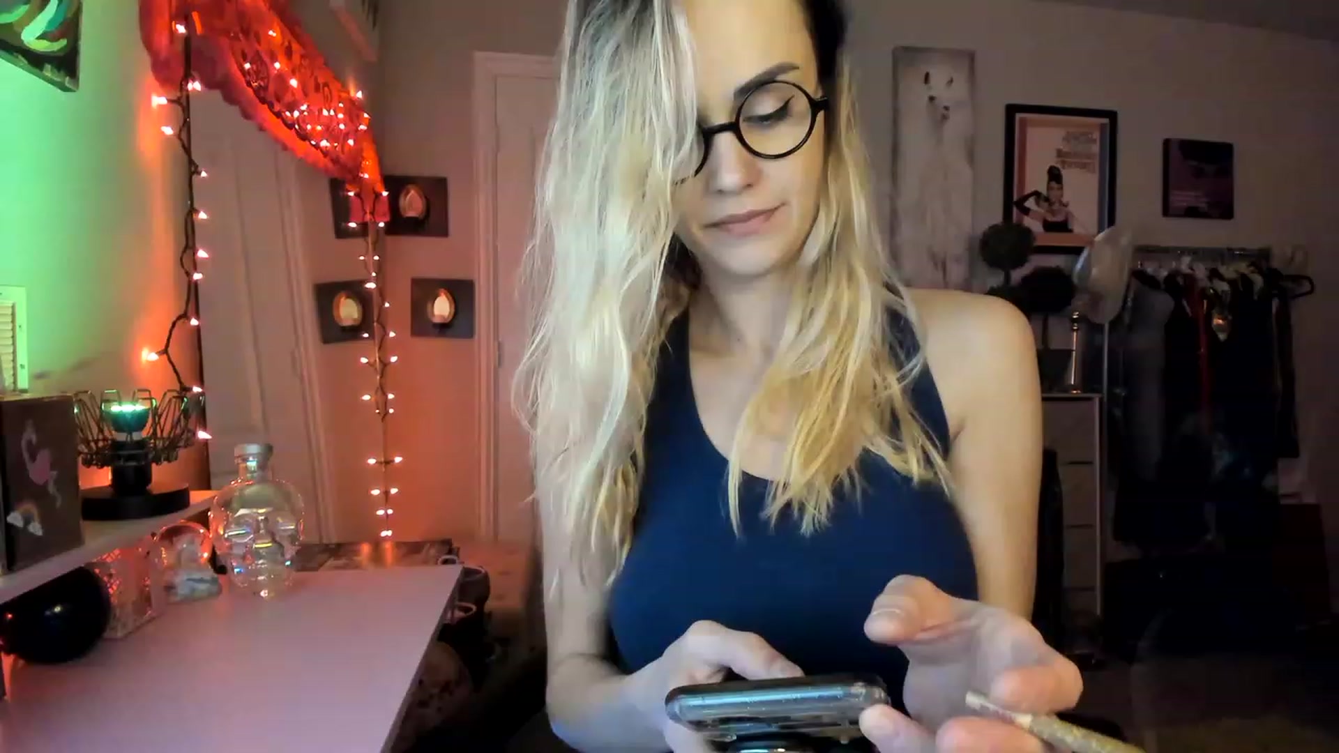 Gallery image thumbnail from AudryLikes's myfreecams stream on, 02/12/2023, 03:19 image 7 of 20