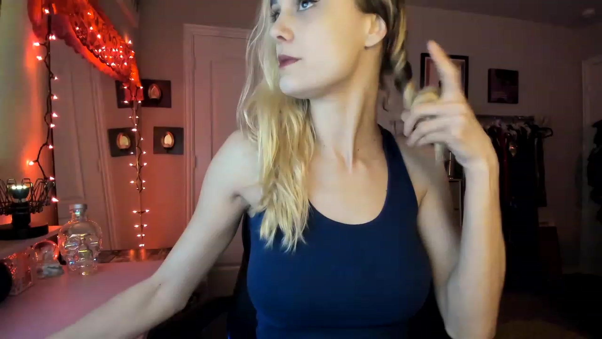 Gallery image thumbnail from AudryLikes's myfreecams stream on, 02/12/2023, 03:19 image 9 of 20