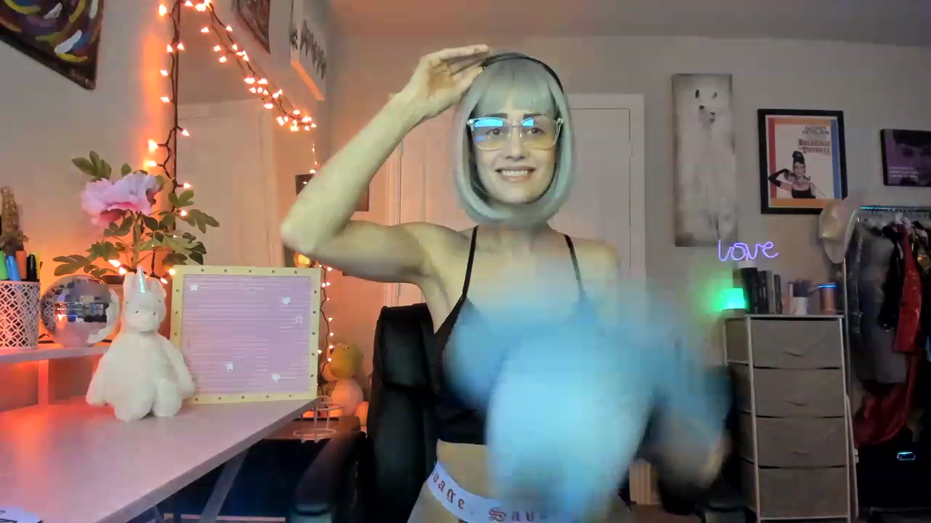 Gallery image thumbnail from AudryLikes's myfreecams stream on, 02/23/2023, 23:07 image 13 of 20
