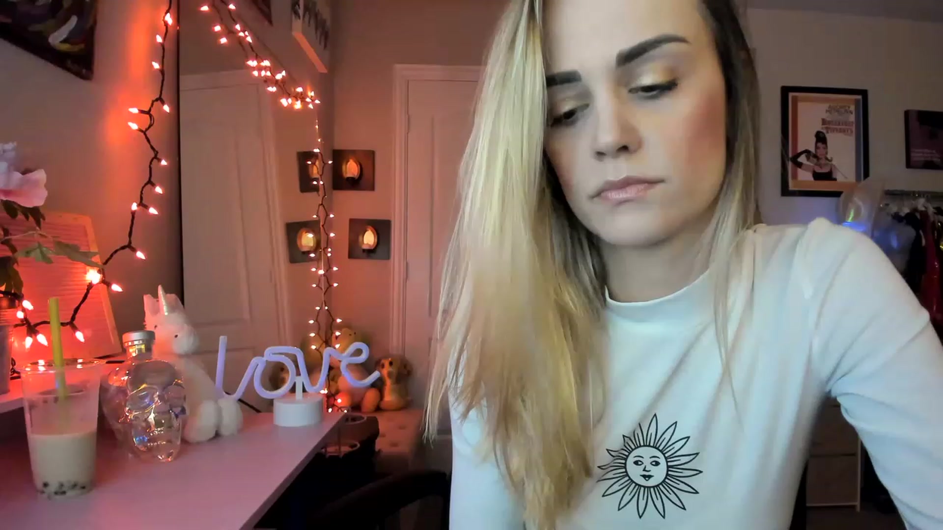 Gallery image thumbnail from AudryLikes's myfreecams stream on, 03/09/2023, 23:43 image 16 of 20