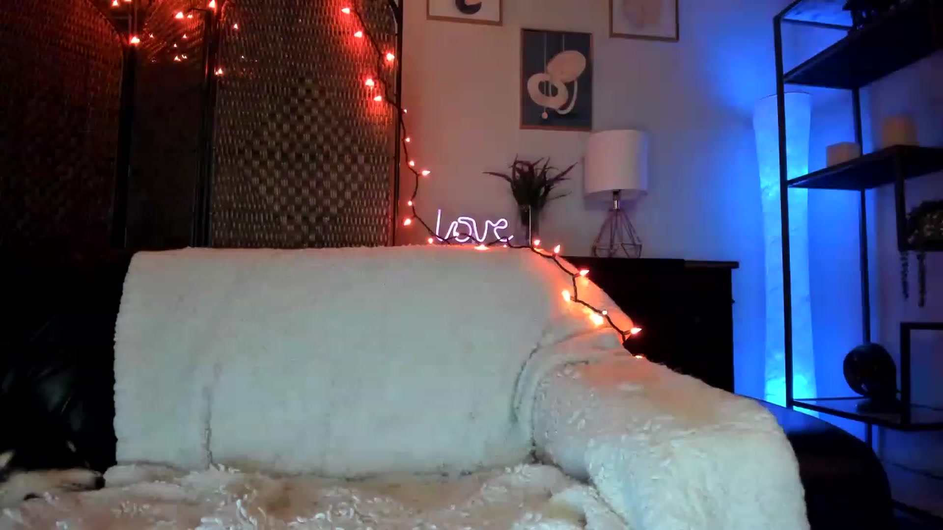 Gallery image thumbnail from AudryLikes's myfreecams stream on, 03/13/2023, 07:55 image 3 of 20