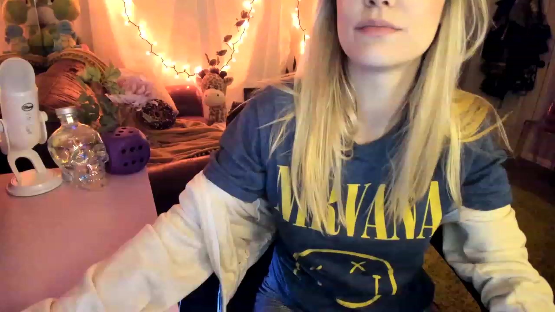 Gallery image thumbnail from AudryLikes's myfreecams stream on, 03/20/2023, 23:14 image 20 of 20