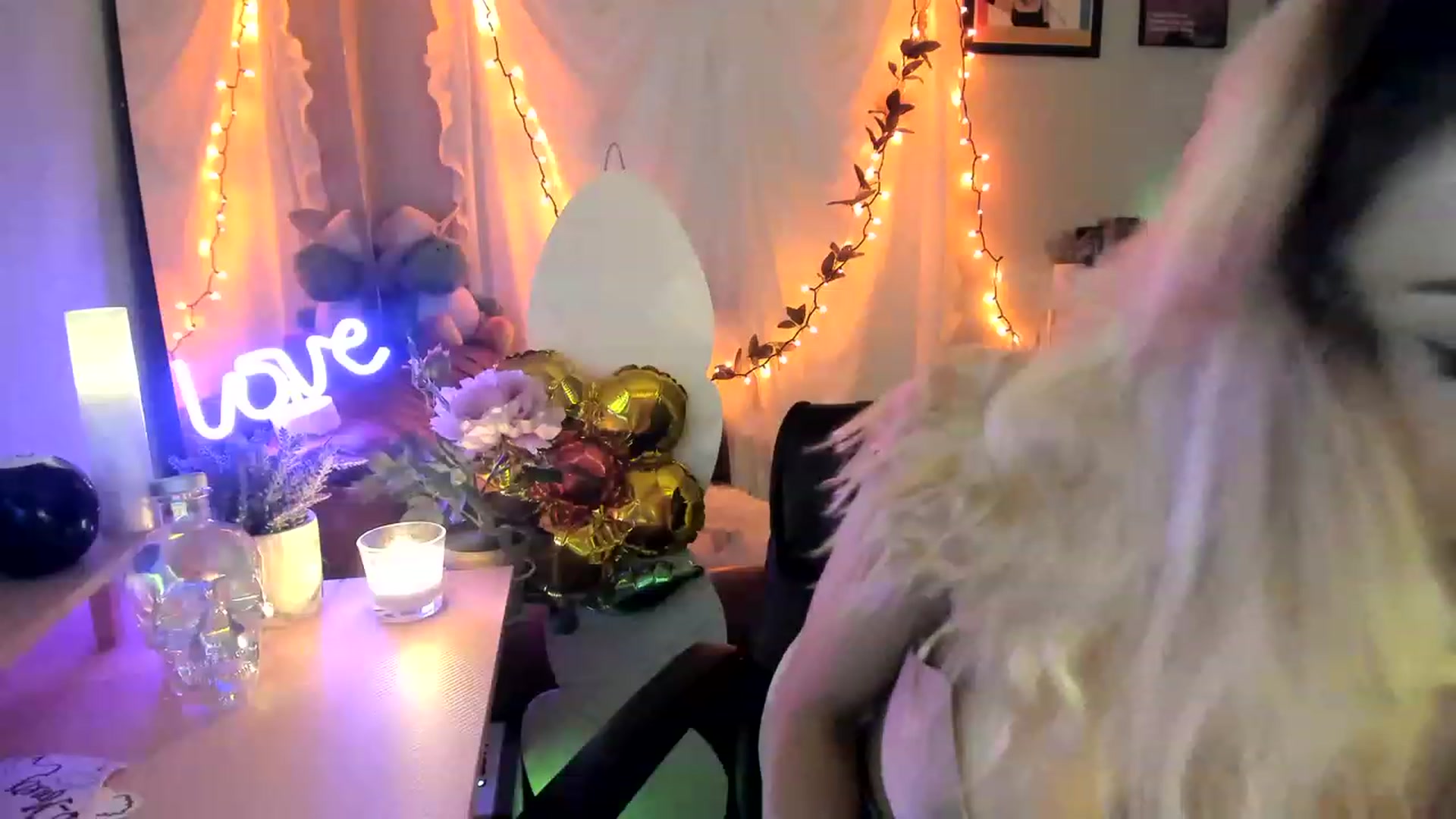 Gallery image thumbnail from AudryLikes's myfreecams stream on, 04/04/2023, 06:41 image 6 of 20