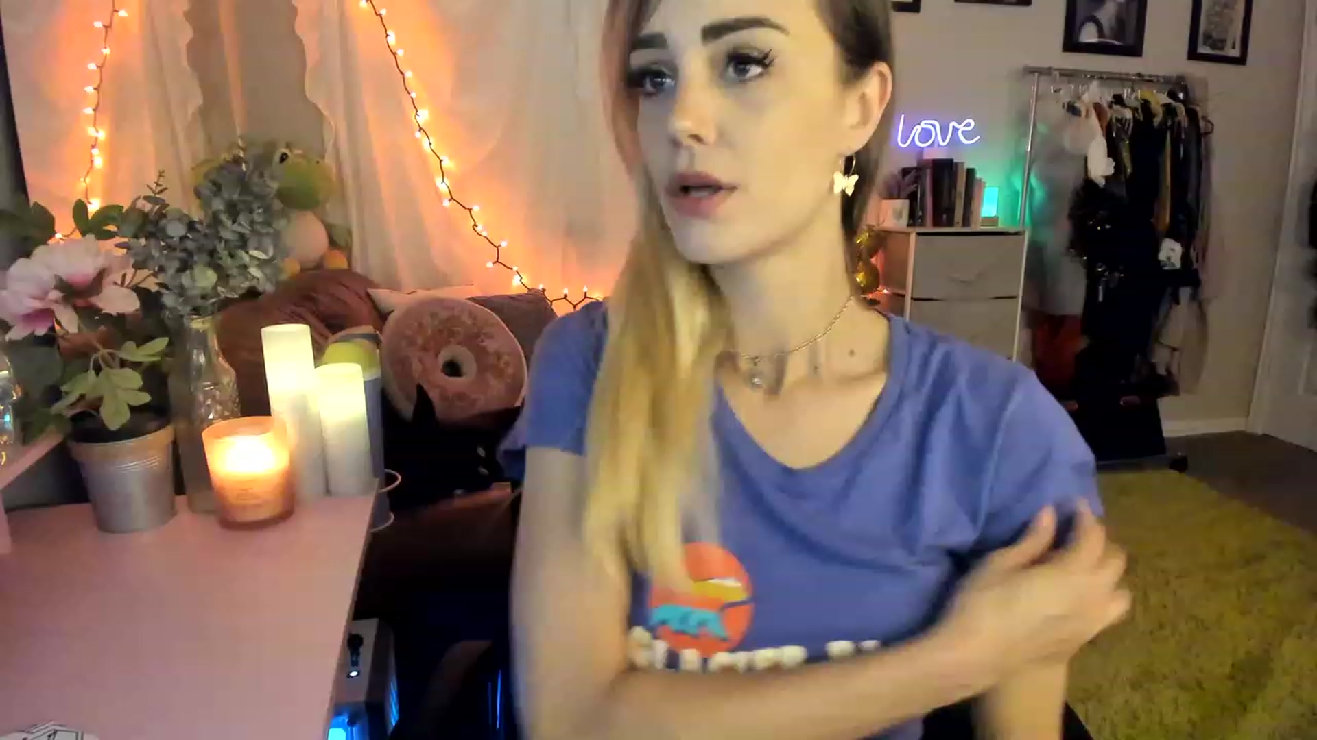 Gallery image thumbnail from AudryLikes's myfreecams stream on, 04/19/2023, 22:22 image 15 of 20