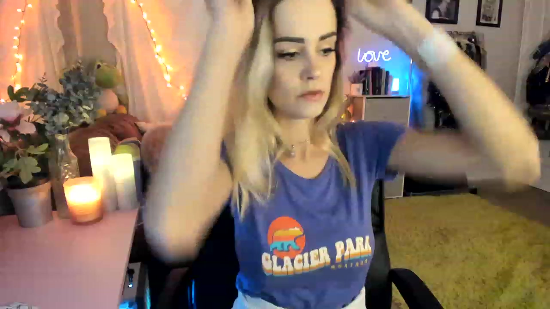 Gallery image thumbnail from AudryLikes's myfreecams stream on, 04/19/2023, 22:22 image 12 of 20