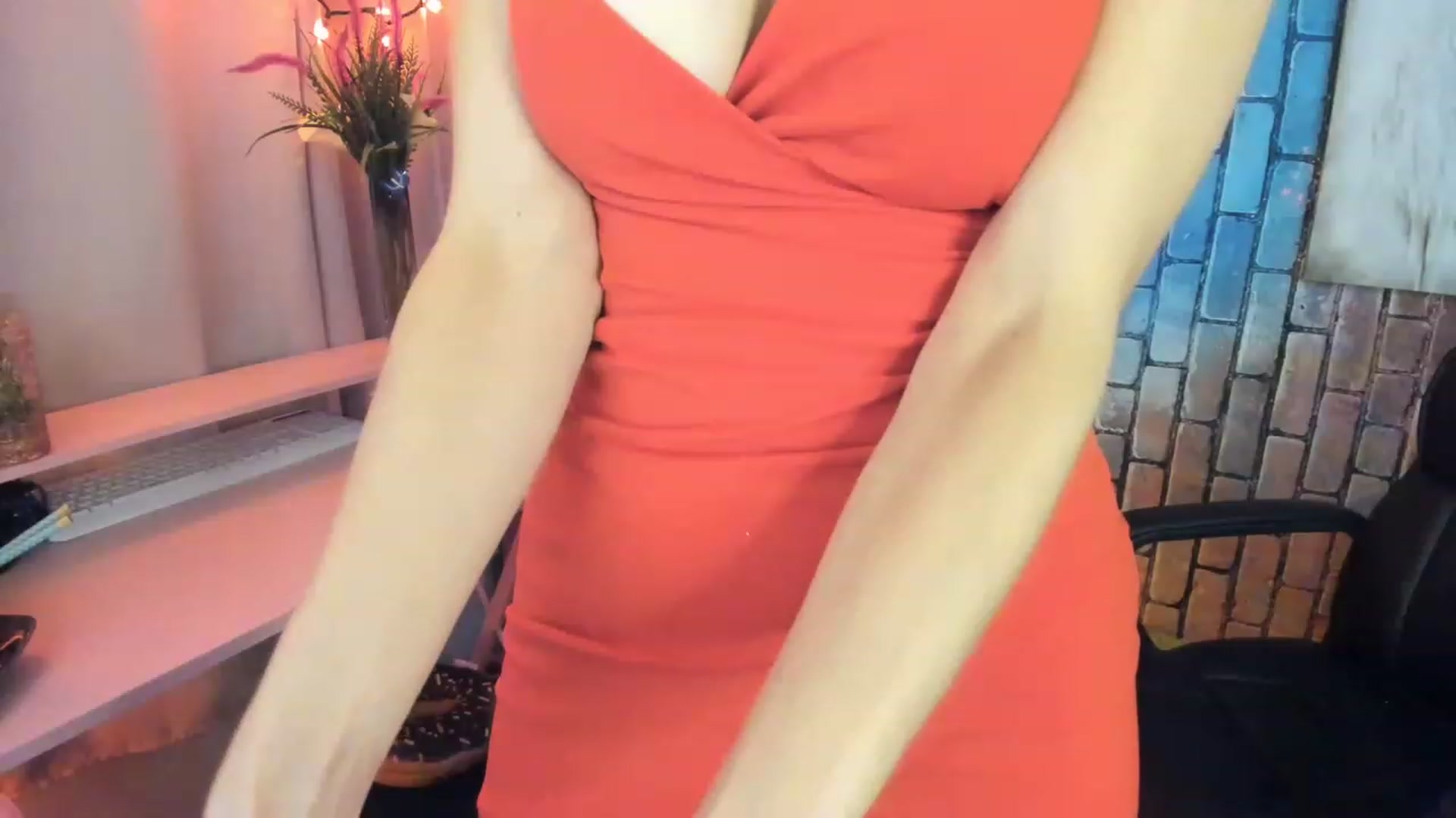 Gallery image thumbnail from AudryLikes's myfreecams stream on, 05/16/2023, 04:17 image 5 of 20