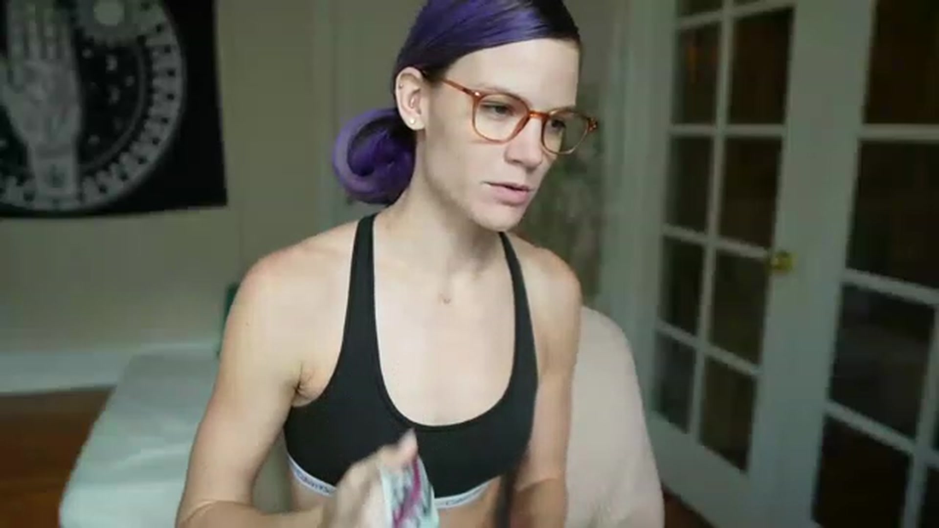 Gallery image thumbnail from AuntGia's myfreecams stream on, 12/09/2022, 18:10 image 5 of 20