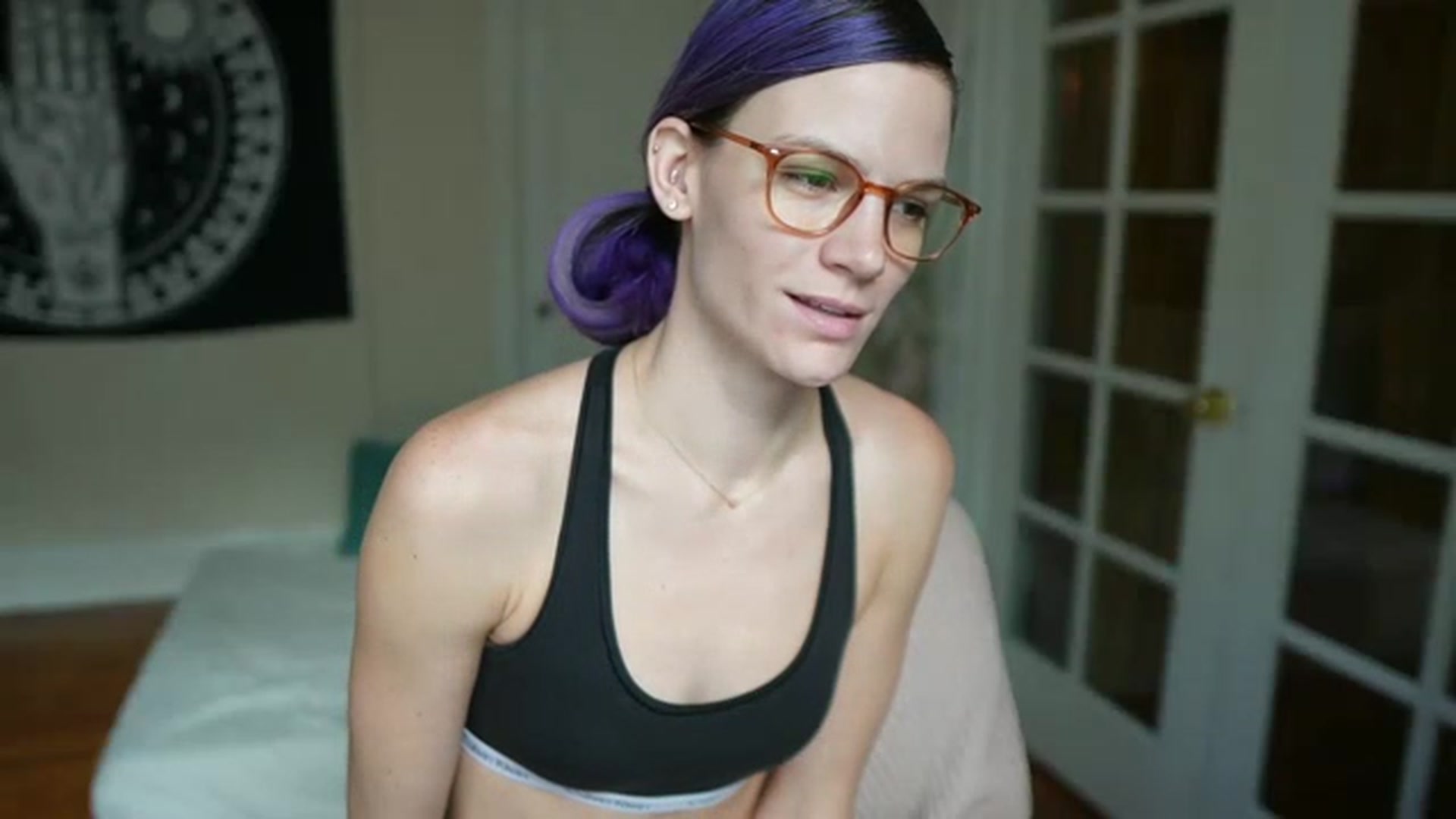 Gallery image thumbnail from AuntGia's myfreecams stream on, 12/09/2022, 18:10 image 6 of 20