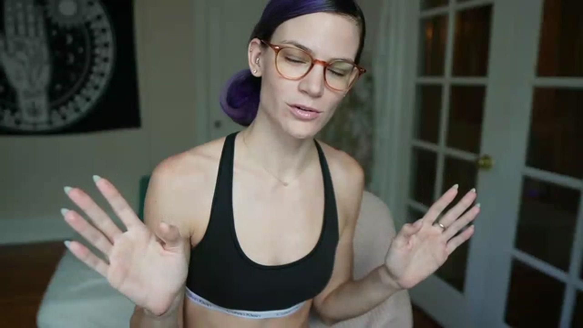 Gallery image thumbnail from AuntGia's myfreecams stream on, 12/09/2022, 18:10 image 10 of 20