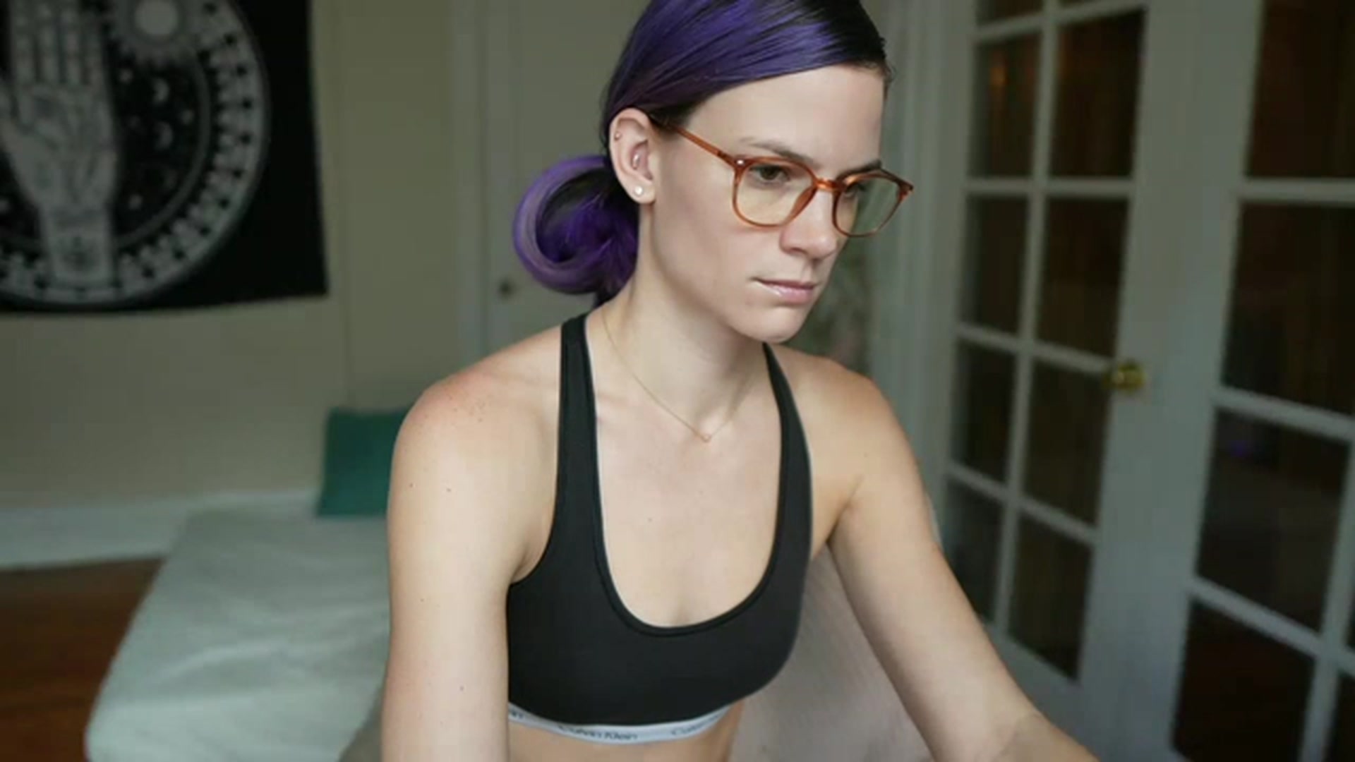 Gallery image thumbnail from AuntGia's myfreecams stream on, 12/09/2022, 18:10 image 16 of 20