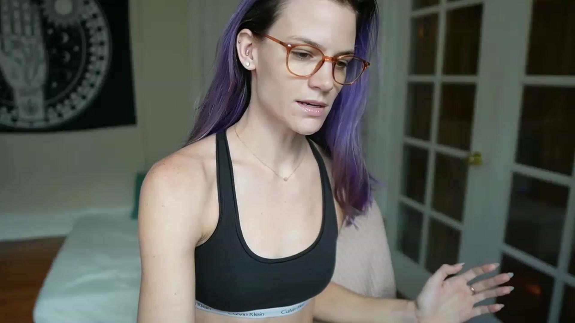 Gallery image thumbnail from AuntGia's myfreecams stream on, 12/09/2022, 18:43 image 2 of 20