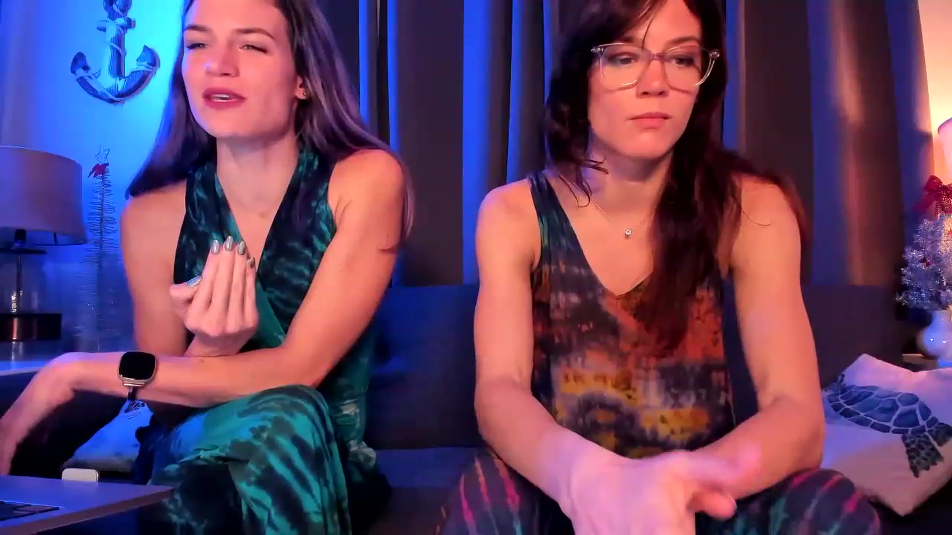 Gallery image thumbnail from AuntNoma's myfreecams stream on, 12/08/2022, 02:58 image 8 of 20