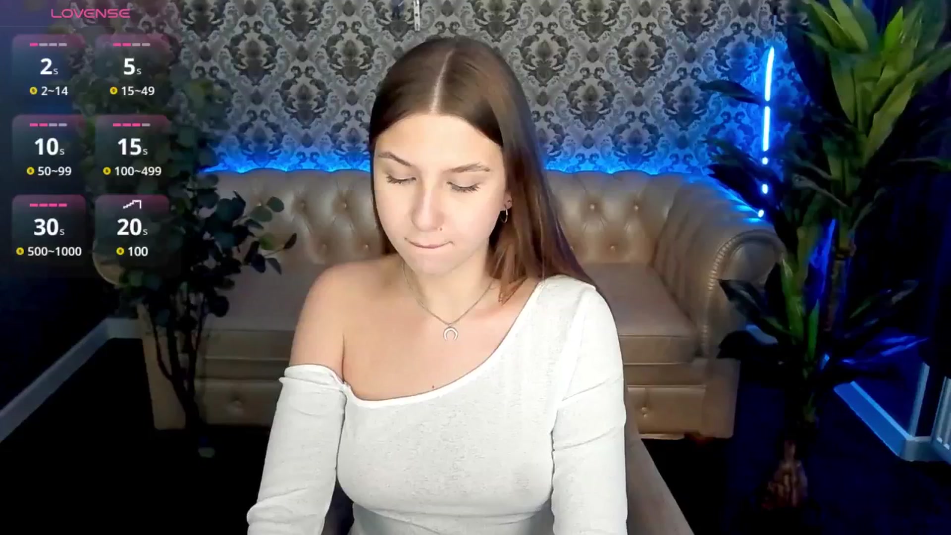 Gallery image thumbnail from AureliaBliss's myfreecams stream on, 05/29/2025, 14:34 image 16 of 20