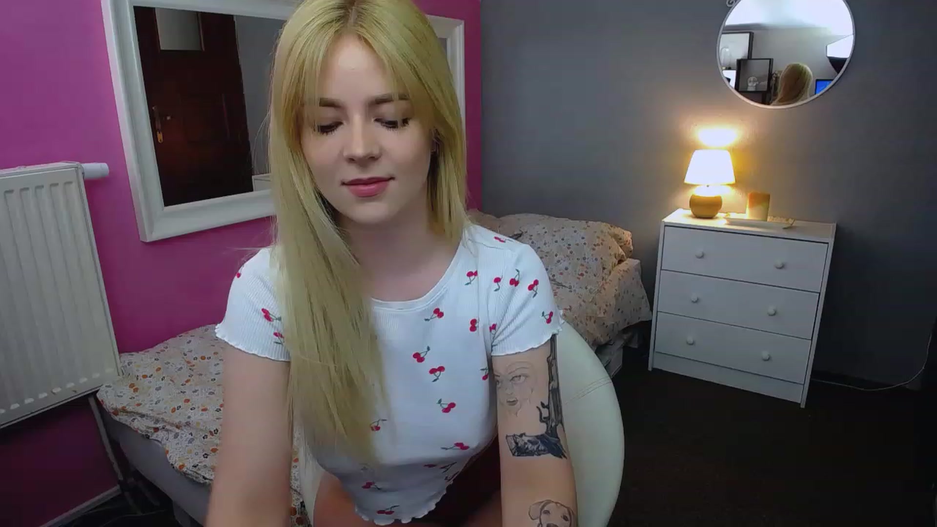 Gallery image thumbnail from AurelieSierra's myfreecams stream on, 06/17/2023, 09:20 image 18 of 20