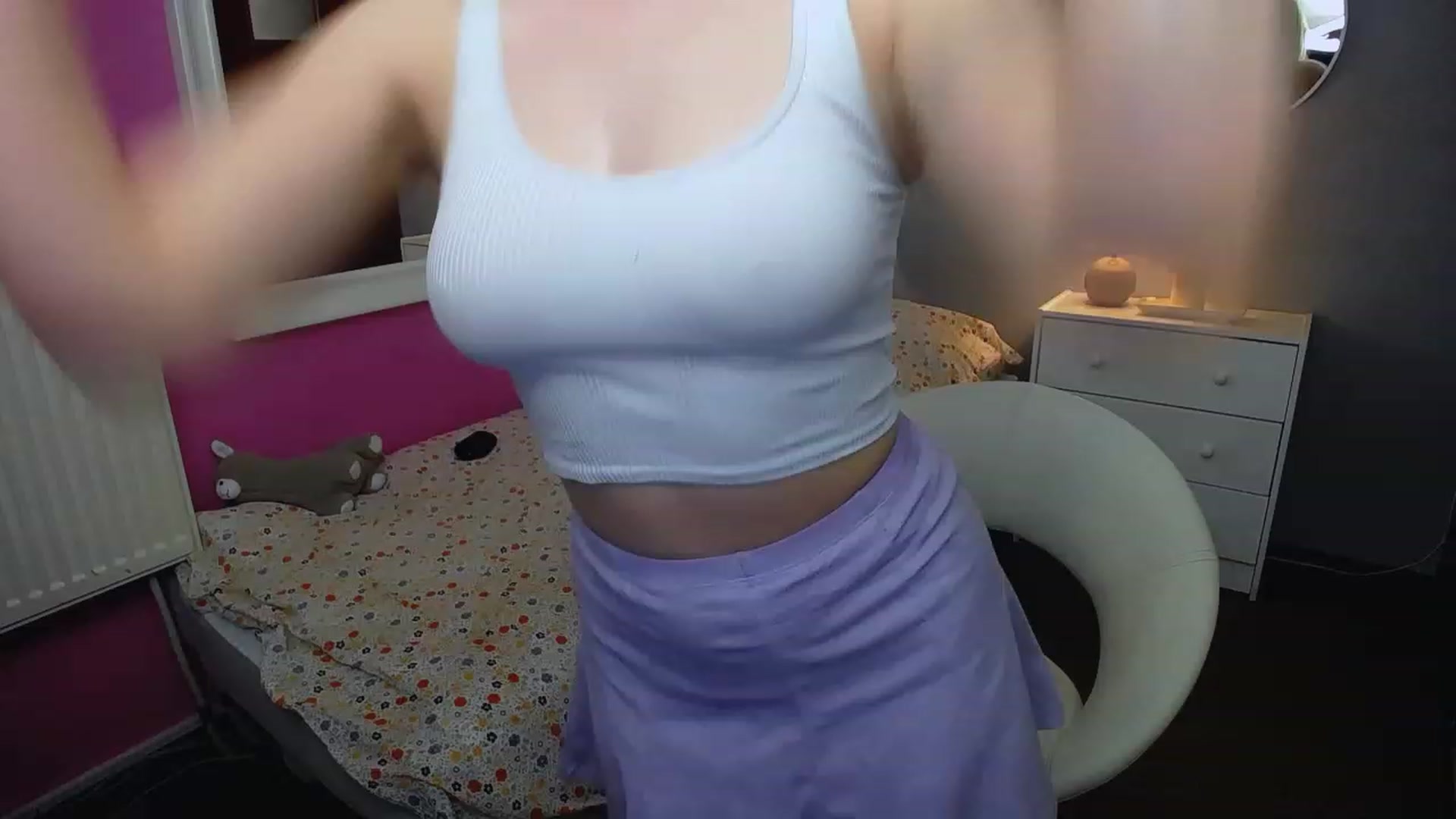 Gallery image thumbnail from AurelieSierra's myfreecams stream on, 06/17/2023, 15:14 image 6 of 20
