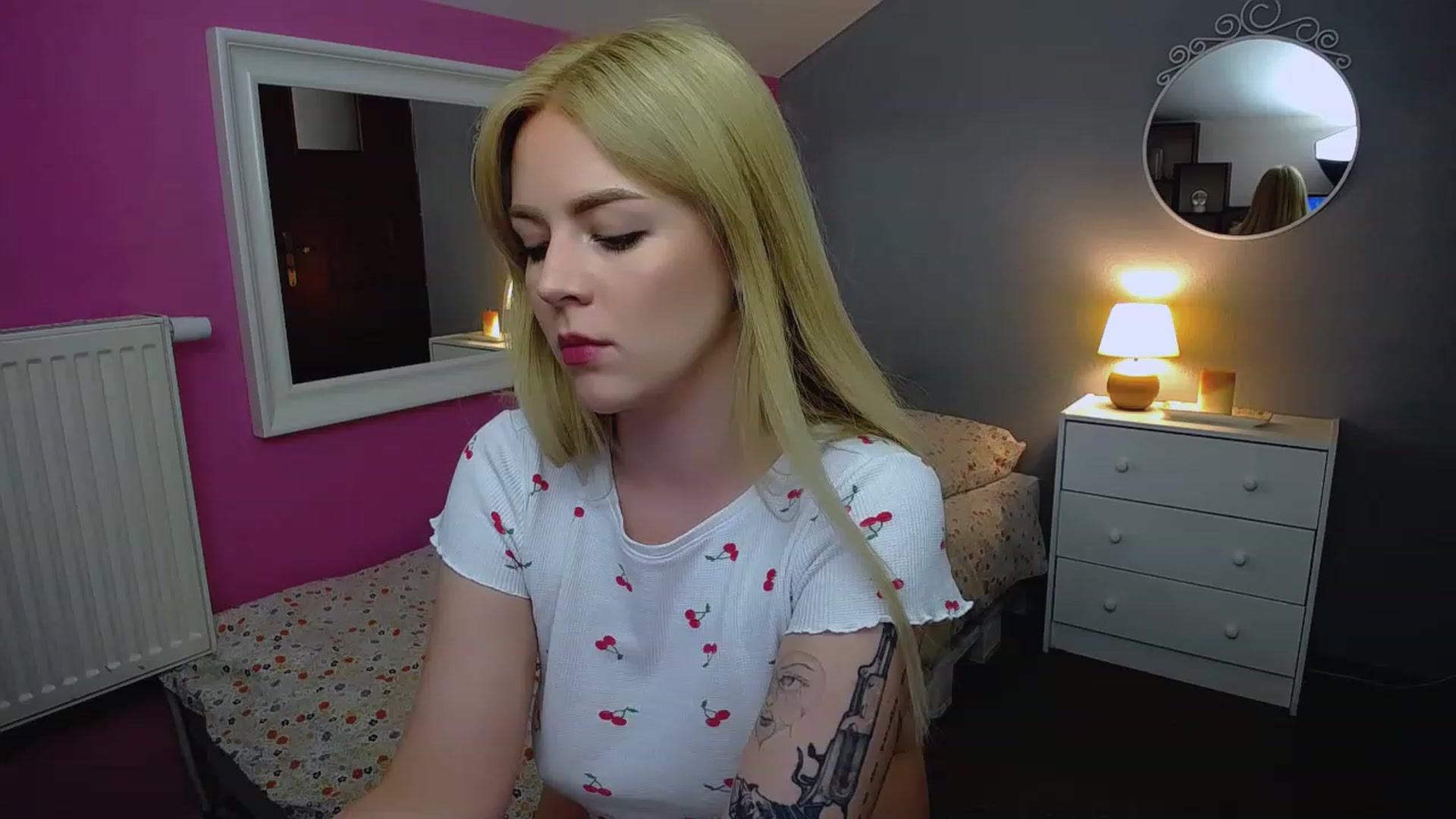 Gallery image thumbnail from AurelieSierra's myfreecams stream on, 07/07/2023, 11:58 image 16 of 20