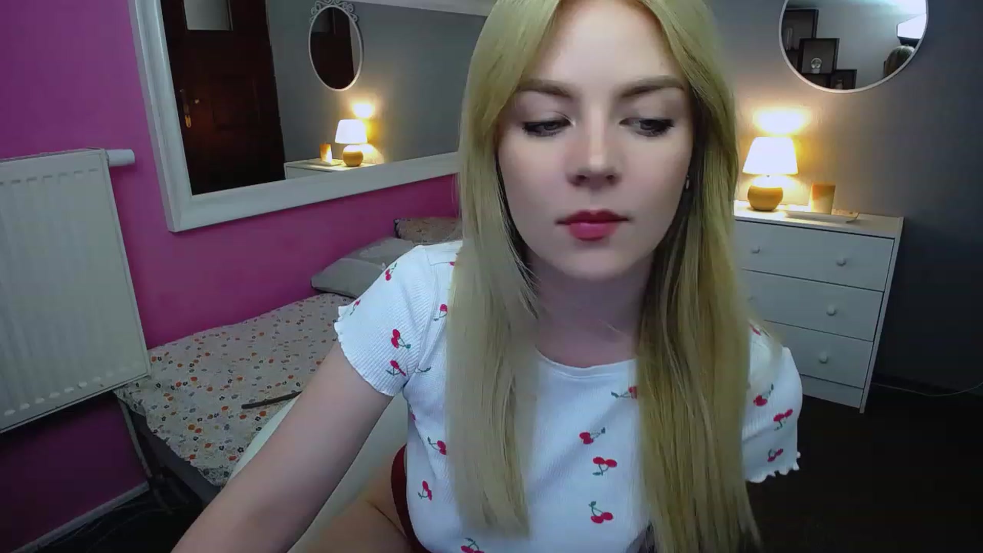 Gallery image thumbnail from AurelieSierra's myfreecams stream on, 07/07/2023, 14:20 image 6 of 20