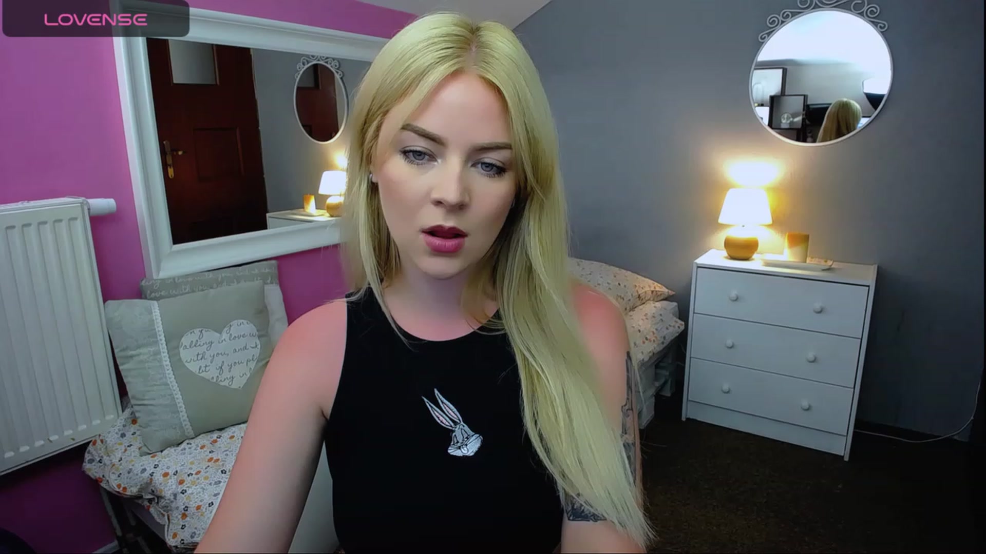 Gallery image thumbnail from AurelieSierra's myfreecams stream on, 08/17/2023, 10:51 image 19 of 20