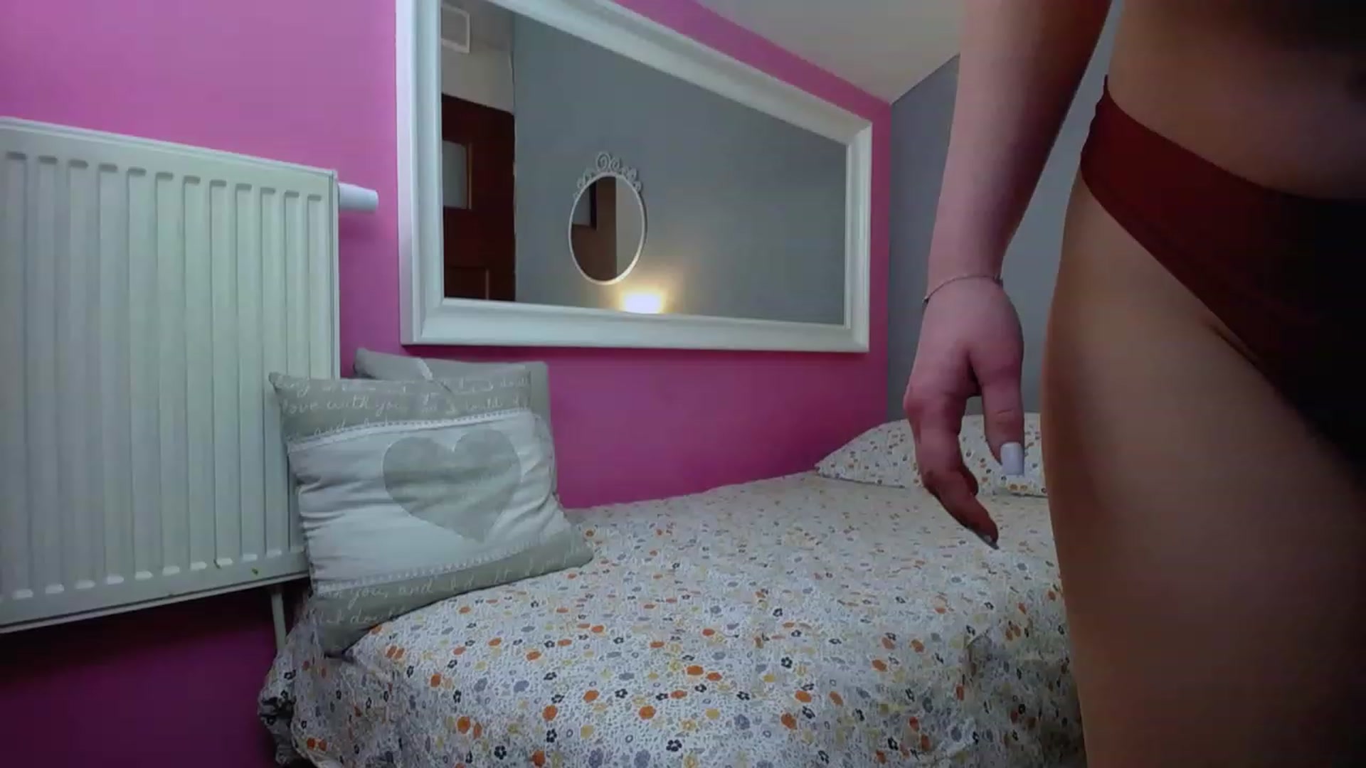 Gallery image thumbnail from AurelieSierra's myfreecams stream on, 02/21/2024, 11:44 image 11 of 20