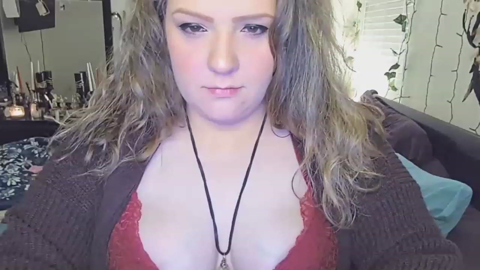 Gallery image thumbnail from AuriaWade's myfreecams stream on, 02/13/2023, 05:53 image 1 of 20