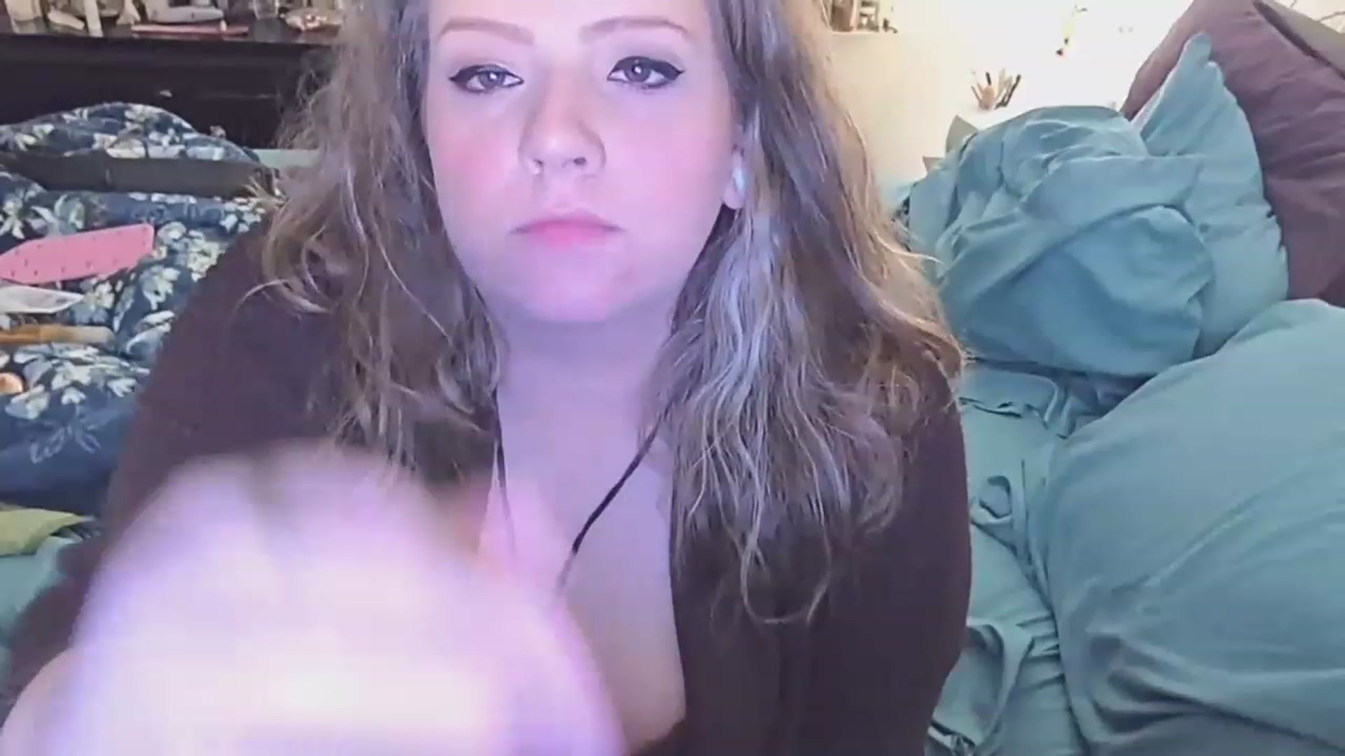 Gallery image thumbnail from AuriaWade's myfreecams stream on, 02/13/2023, 05:53 image 10 of 20