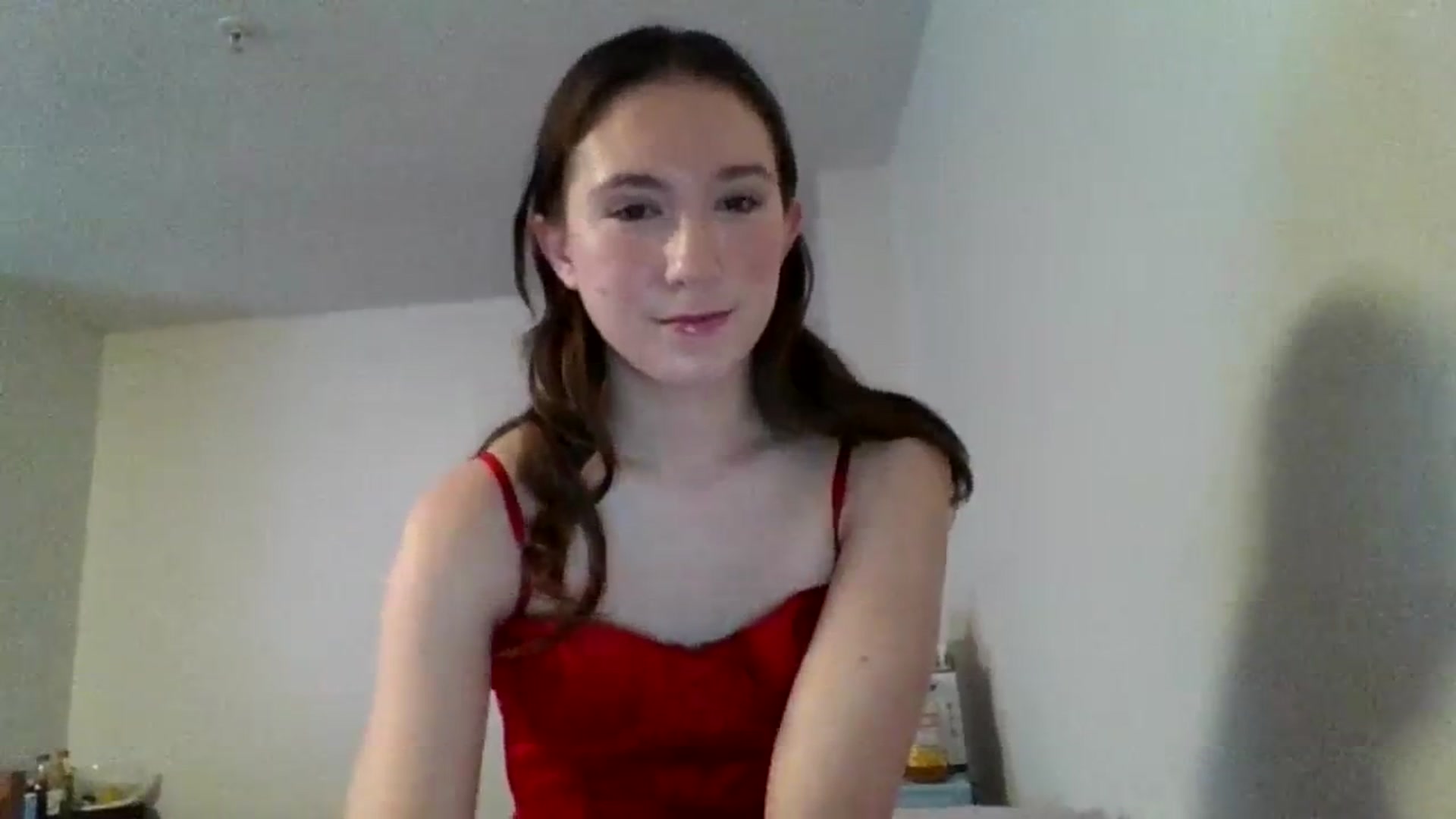 Gallery image thumbnail from Auriella2004's myfreecams stream on, 12/13/2023, 15:15 image 9 of 20