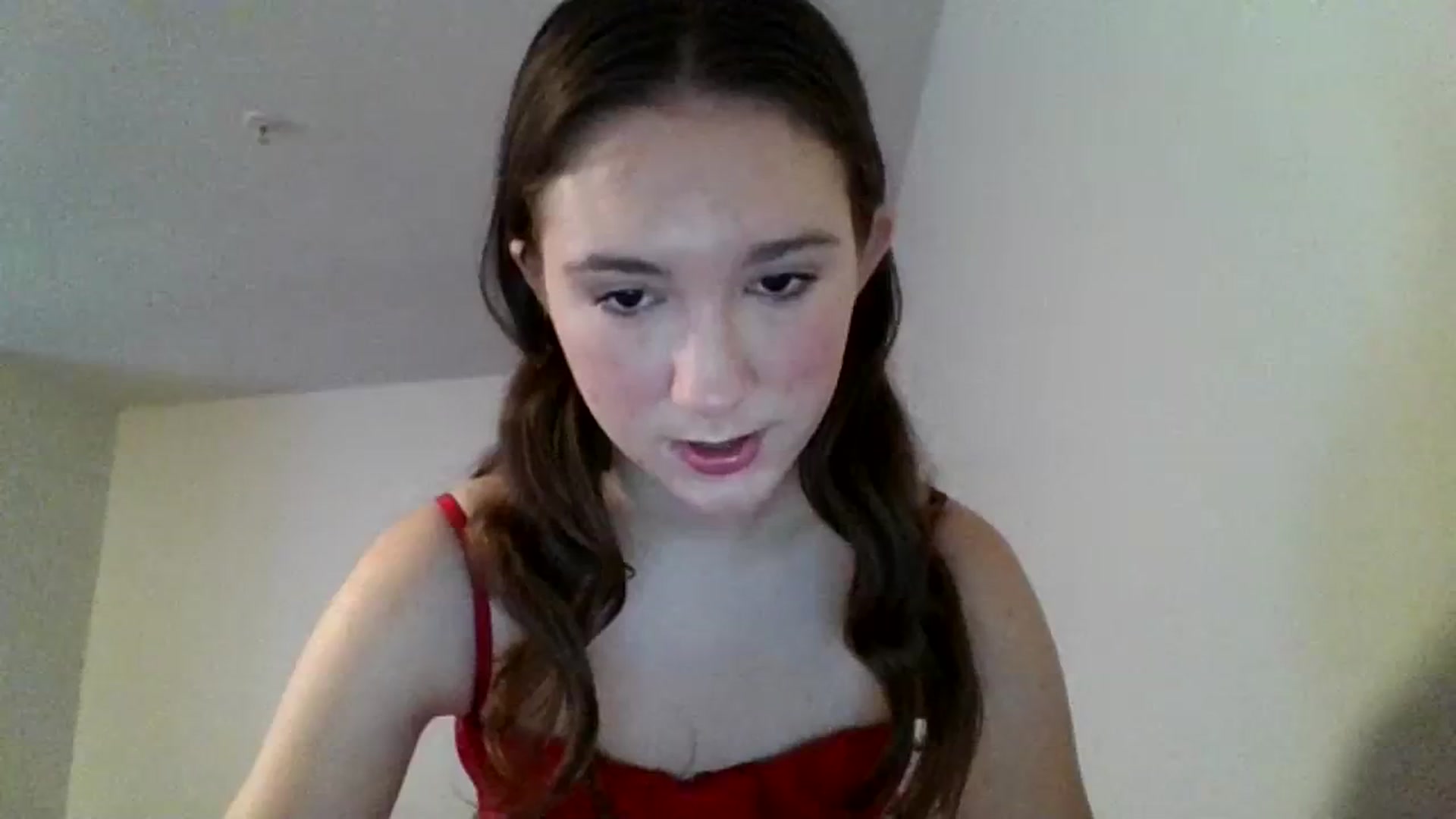 Gallery image thumbnail from Auriella2004's myfreecams stream on, 12/13/2023, 15:15 image 15 of 20