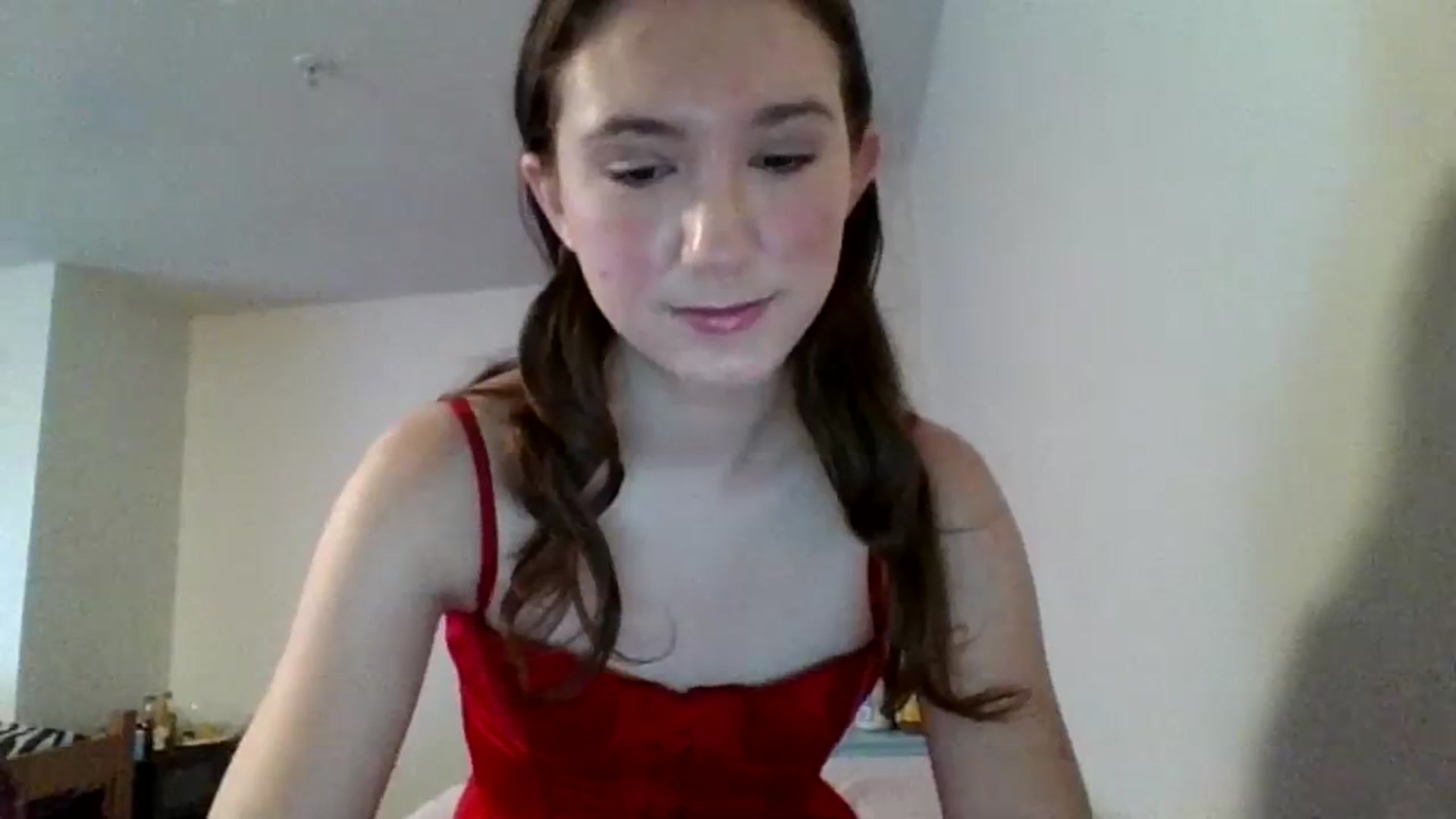 Gallery image thumbnail from Auriella2004's myfreecams stream on, 12/13/2023, 15:57 image 14 of 20