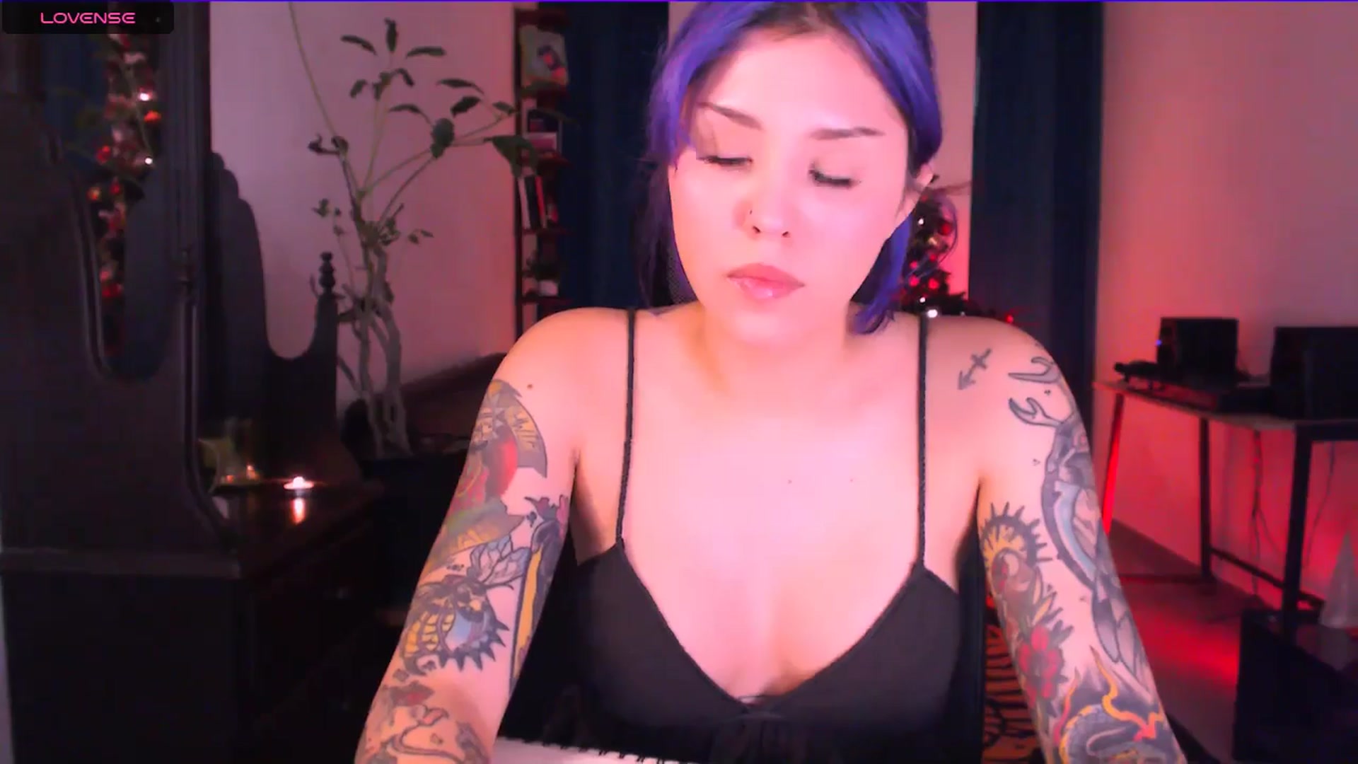 Gallery image thumbnail from AuroraBeckett's myfreecams stream on, 11/17/2025, 05:47 image 10 of 20