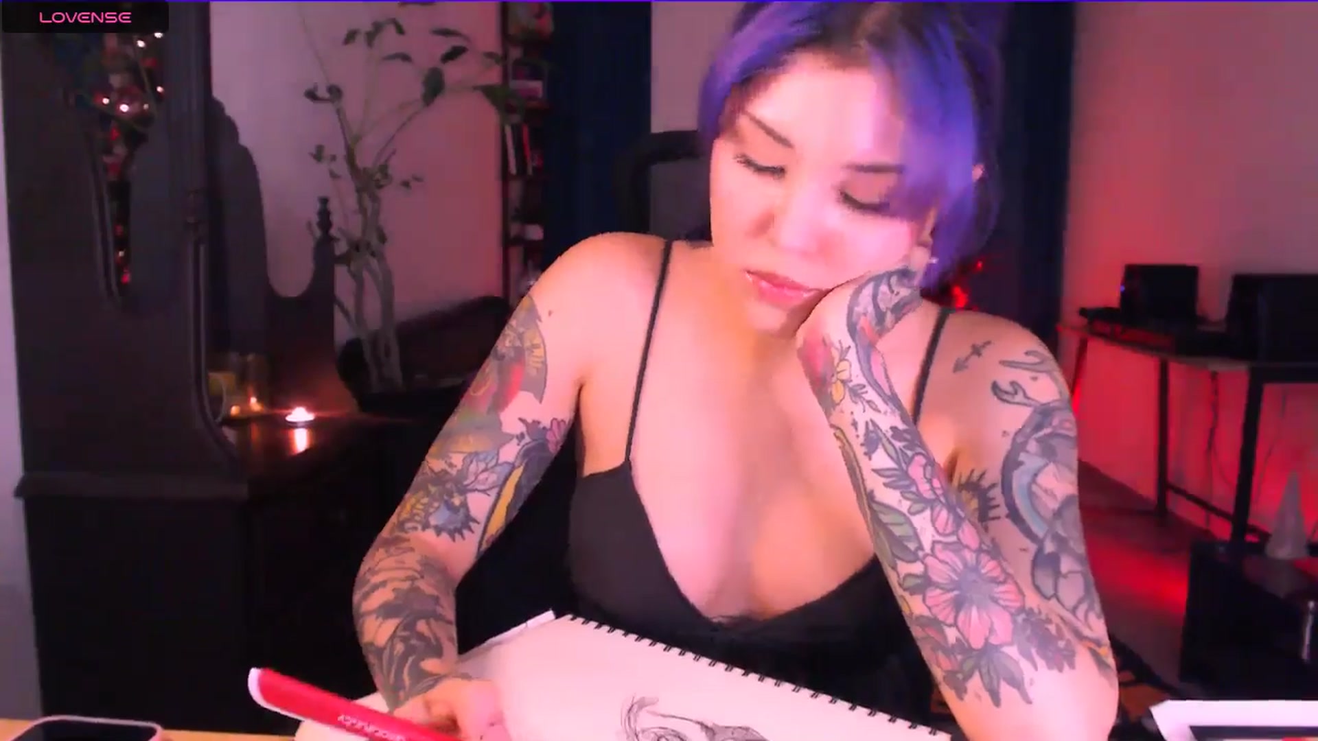 Gallery image thumbnail from AuroraBeckett's myfreecams stream on, 11/17/2025, 05:47 image 6 of 20