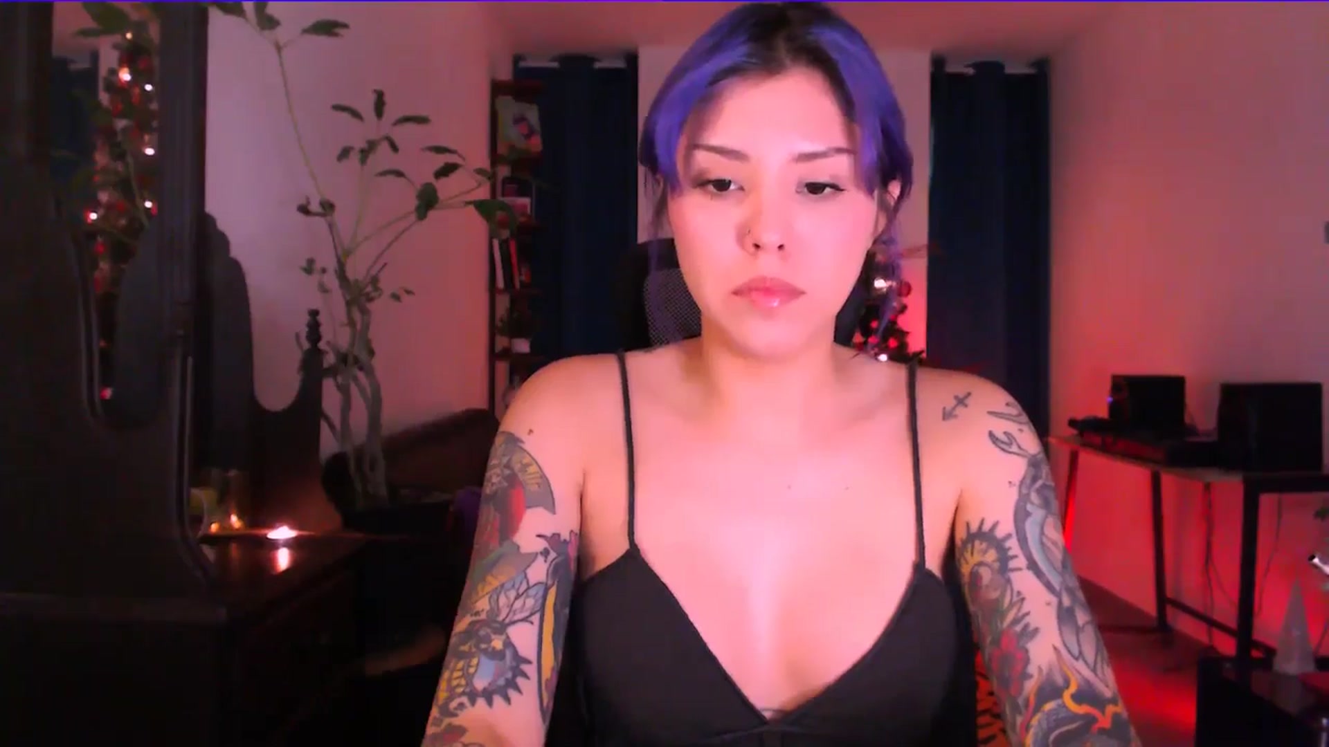 Gallery image thumbnail from AuroraBeckett's myfreecams stream on, 11/17/2025, 08:25 image 12 of 20