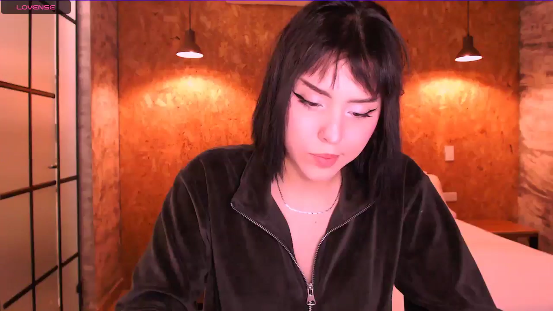 Gallery image thumbnail from AuroraBeckett's myfreecams stream on, 12/09/2025, 02:10 image 20 of 20