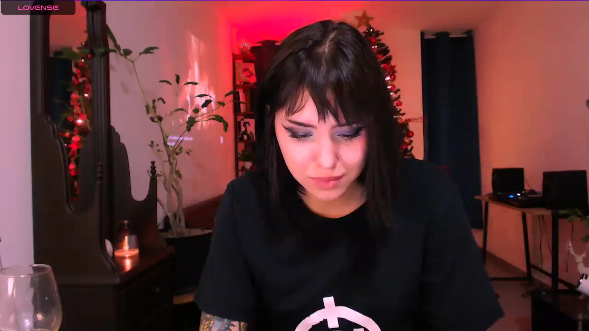 Gallery image thumbnail from AuroraBeckett's myfreecams stream on, 12/17/2025, 07:26 image 16 of 20