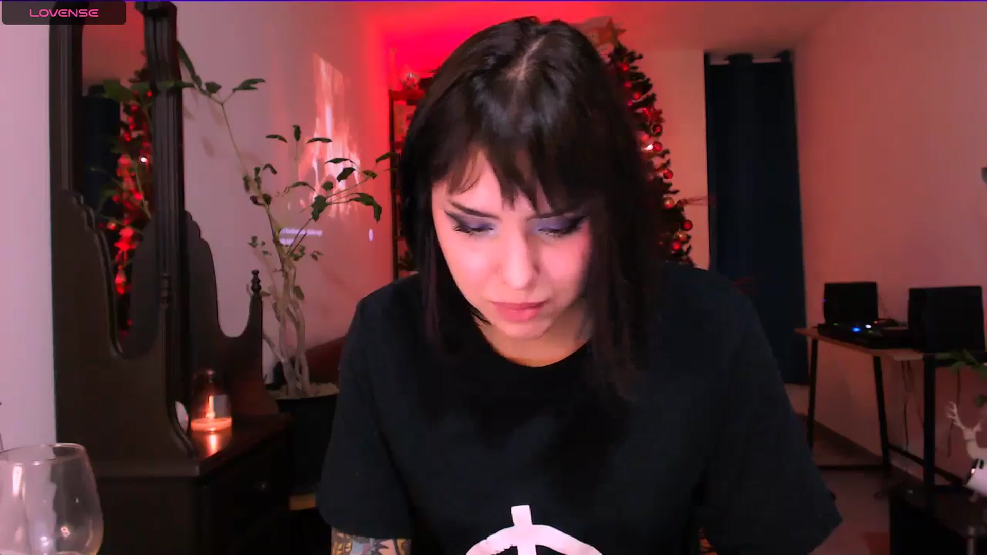 Gallery image thumbnail from AuroraBeckett's myfreecams stream on, 12/17/2025, 07:26 image 19 of 20