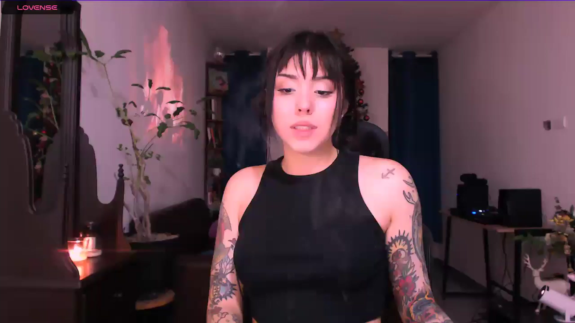 Gallery image thumbnail from AuroraBeckett's myfreecams stream on, 12/23/2025, 07:58 image 1 of 20