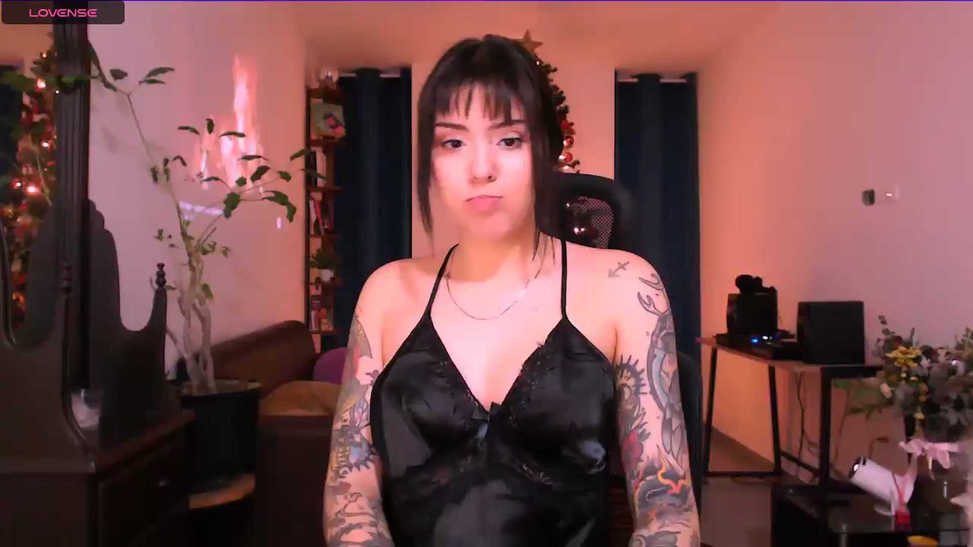Gallery image thumbnail from AuroraBeckett's myfreecams stream on, 12/24/2025, 06:41 image 7 of 20