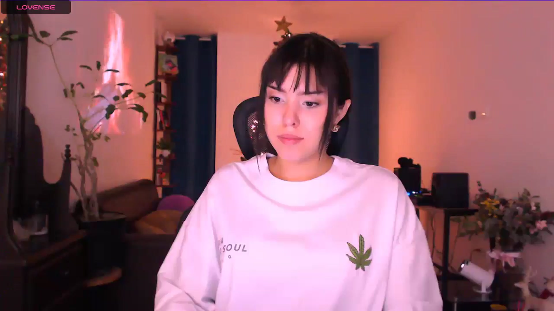 Gallery image thumbnail from AuroraBeckett's myfreecams stream on, 12/25/2025, 01:29 image 9 of 20