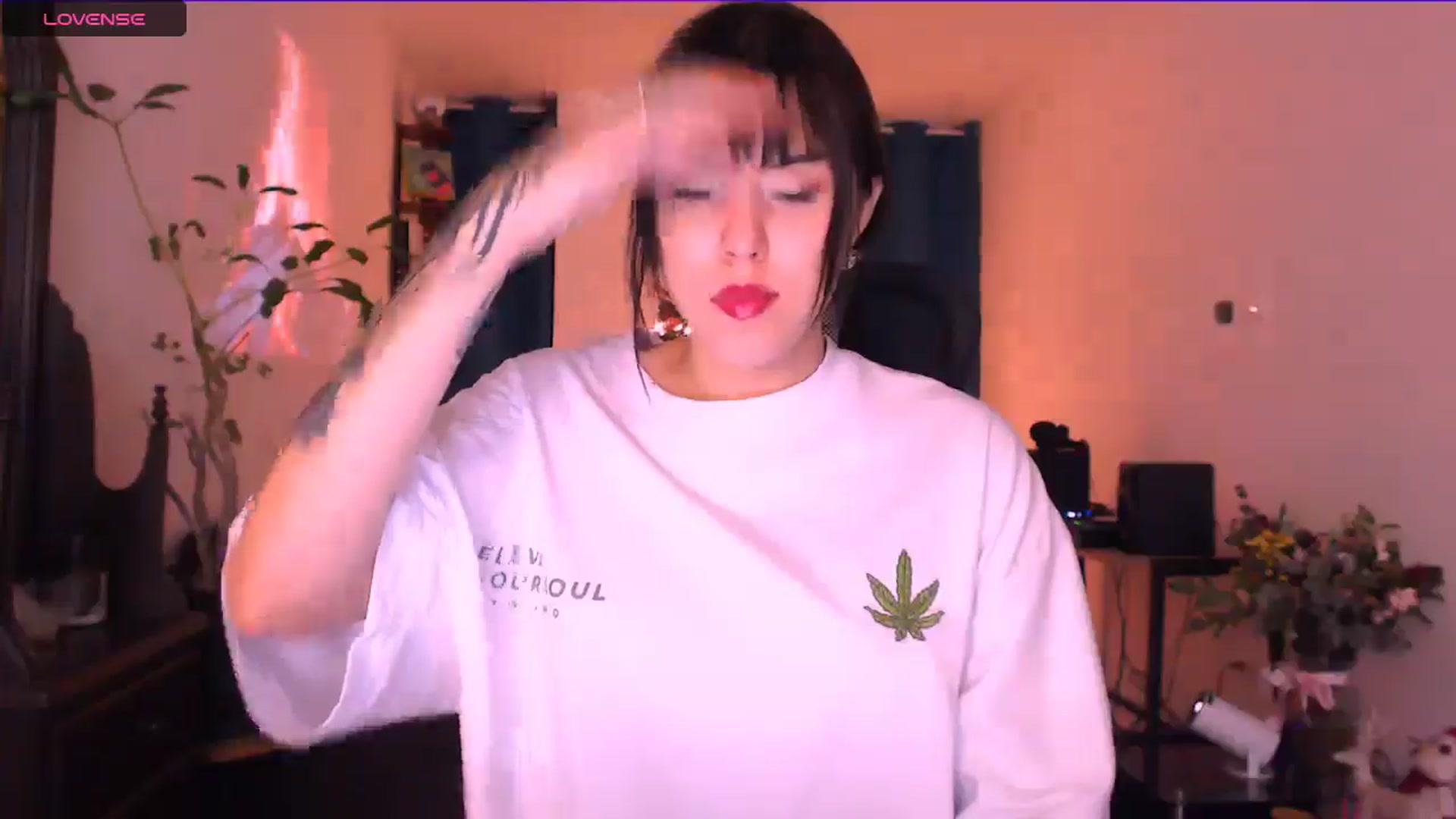 Gallery image thumbnail from AuroraBeckett's myfreecams stream on, 12/25/2025, 01:29 image 17 of 20