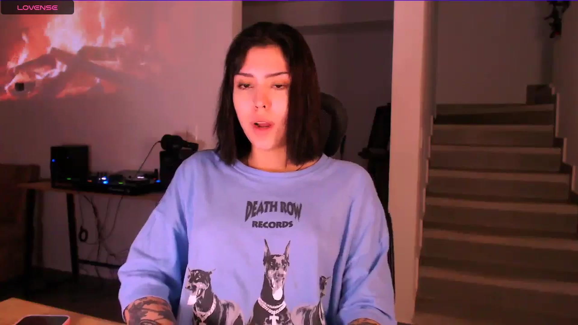Gallery image thumbnail from AuroraBeckett's myfreecams stream on, 01/05/2026, 11:22 image 7 of 20