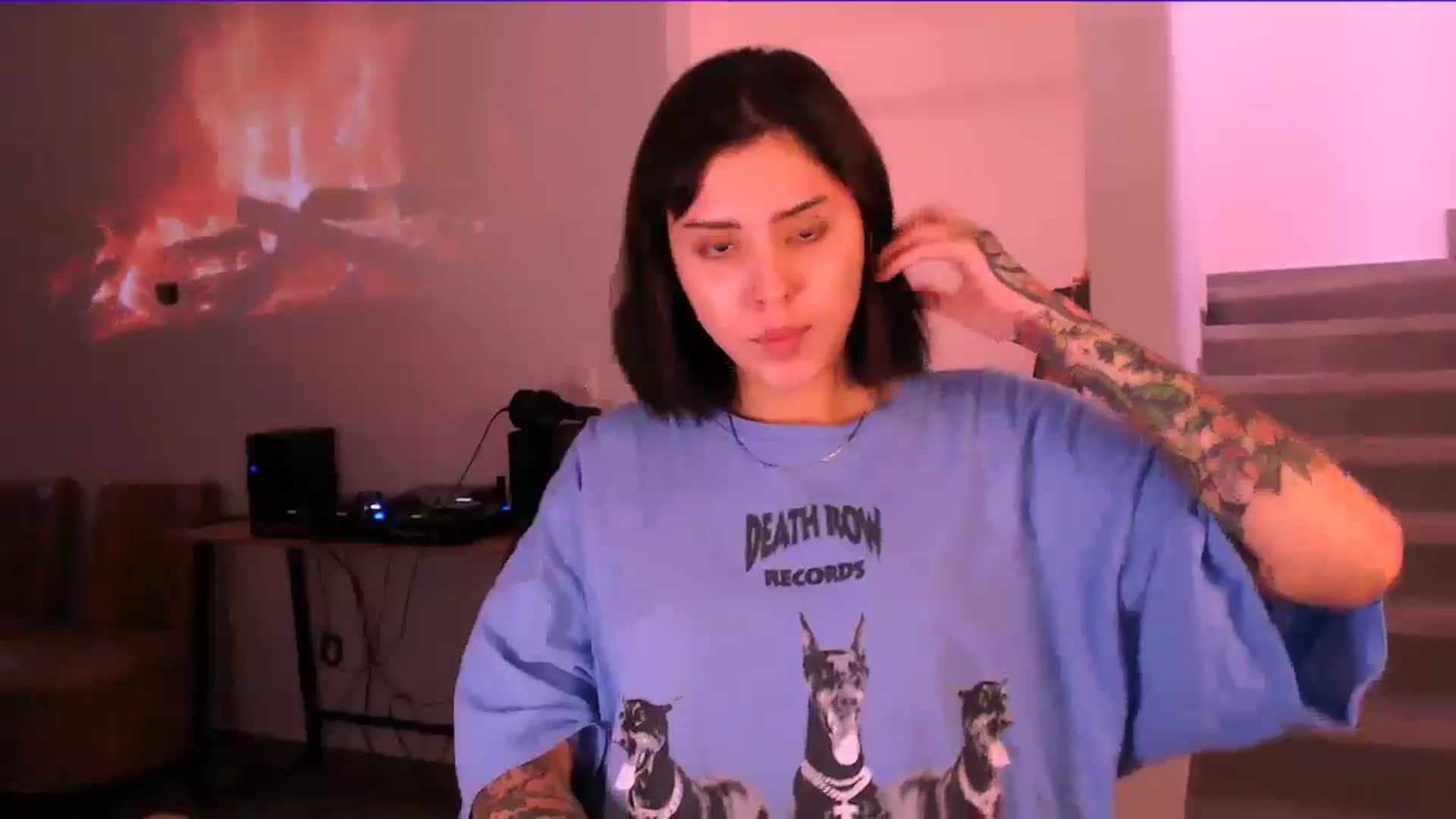 Gallery image thumbnail from AuroraBeckett's myfreecams stream on, 01/05/2026, 13:17 image 7 of 20