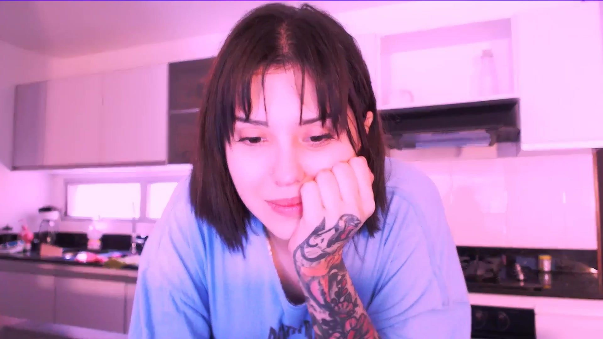 Gallery image thumbnail from AuroraBeckett's myfreecams stream on, 01/30/2026, 12:29 image 18 of 20