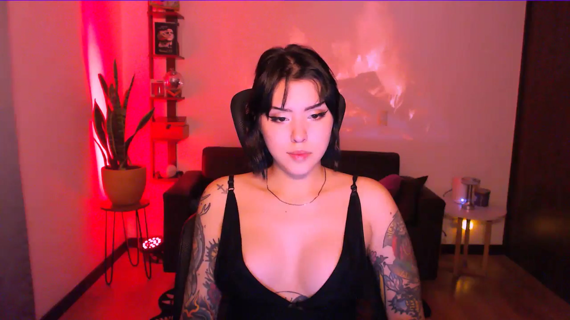 Gallery image thumbnail from AuroraBeckett's myfreecams stream on, 03/31/2026, 08:59 image 9 of 20