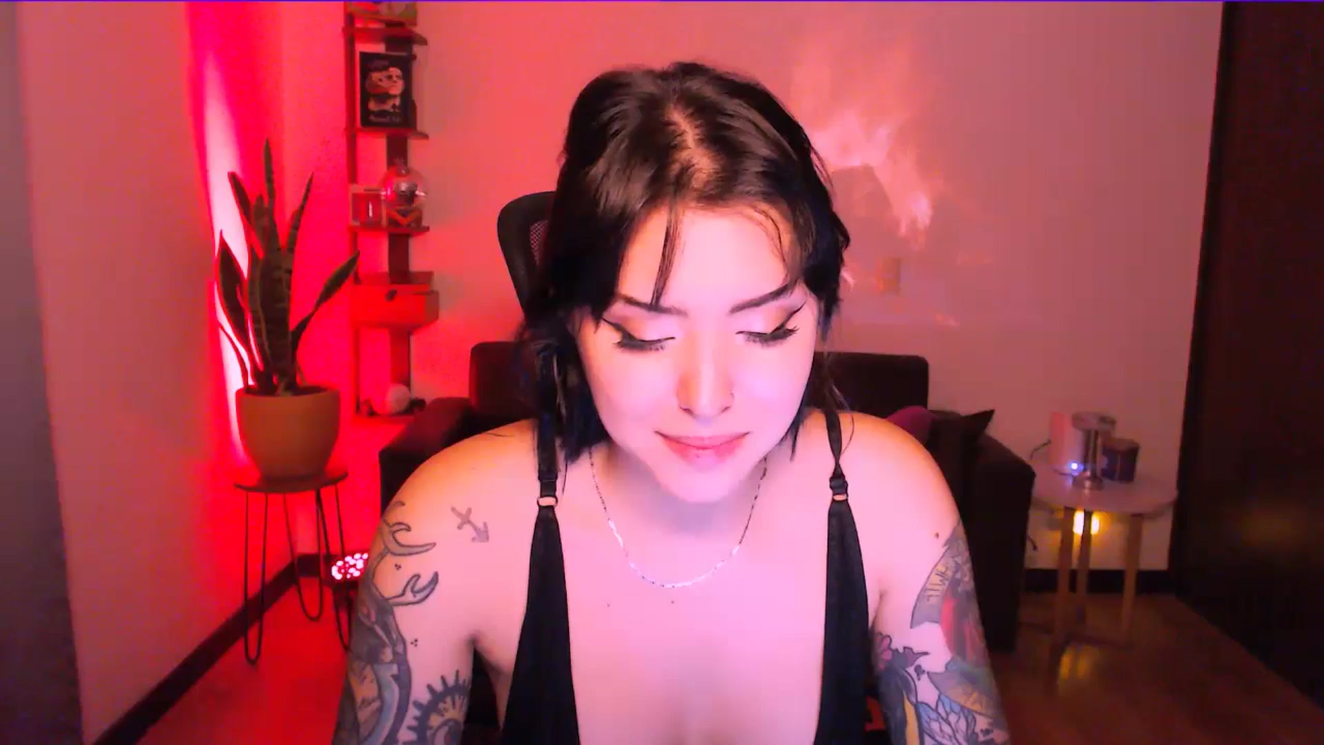 Gallery image thumbnail from AuroraBeckett's myfreecams stream on, 03/31/2026, 08:59 image 2 of 20
