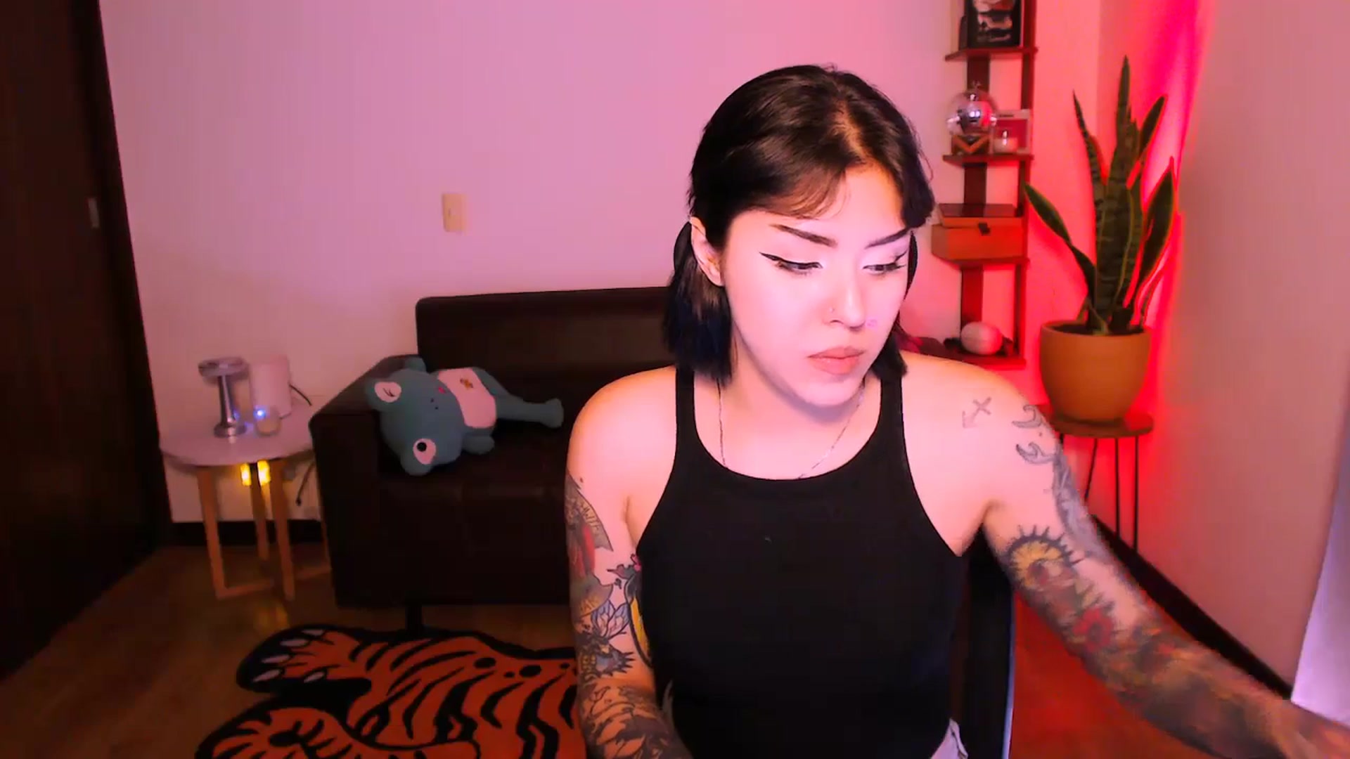 Gallery image thumbnail from AuroraBeckett's myfreecams stream on, 04/06/2026, 17:14 image 19 of 20