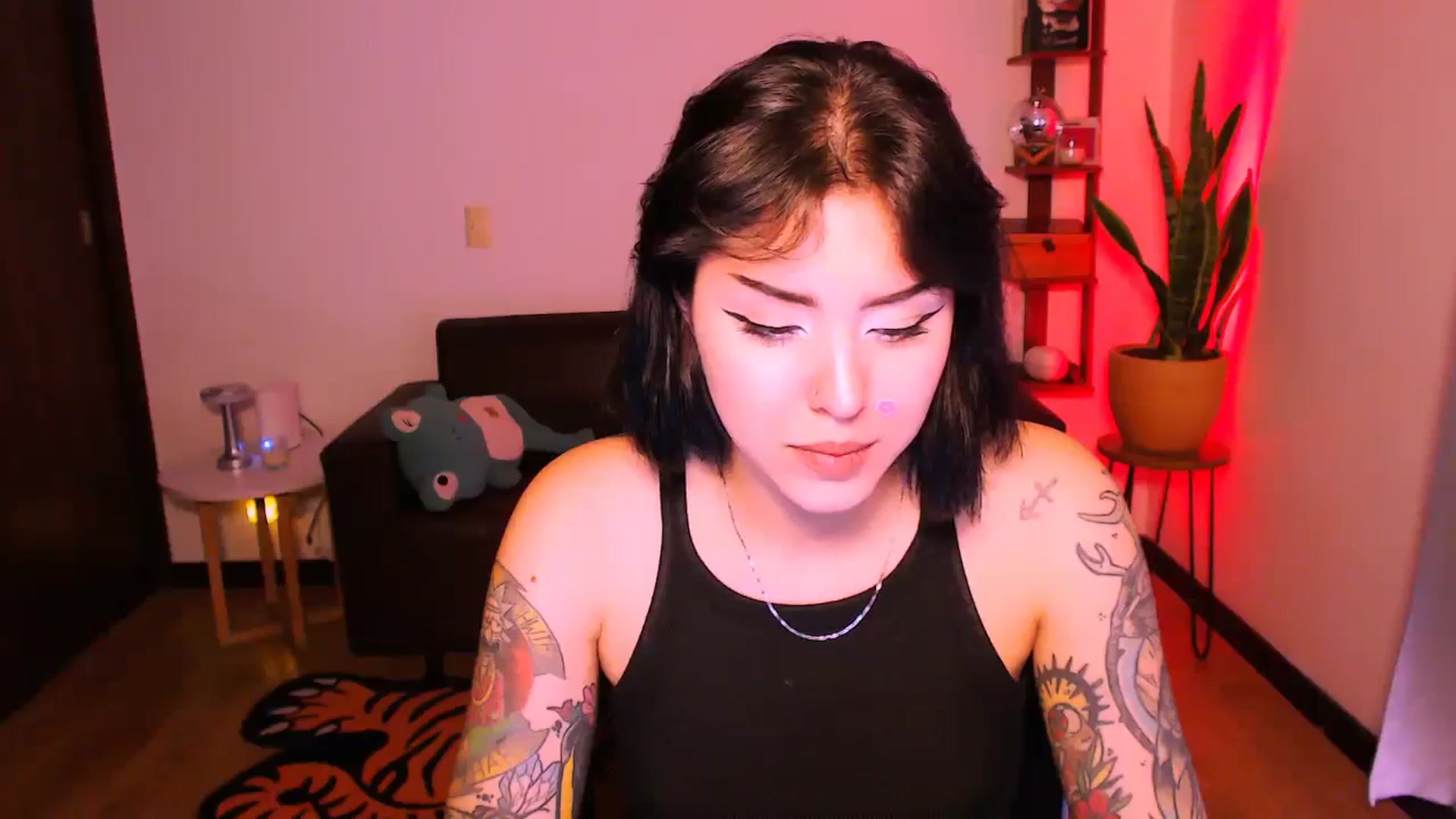 Gallery image thumbnail from AuroraBeckett's myfreecams stream on, 04/06/2026, 17:14 image 12 of 20