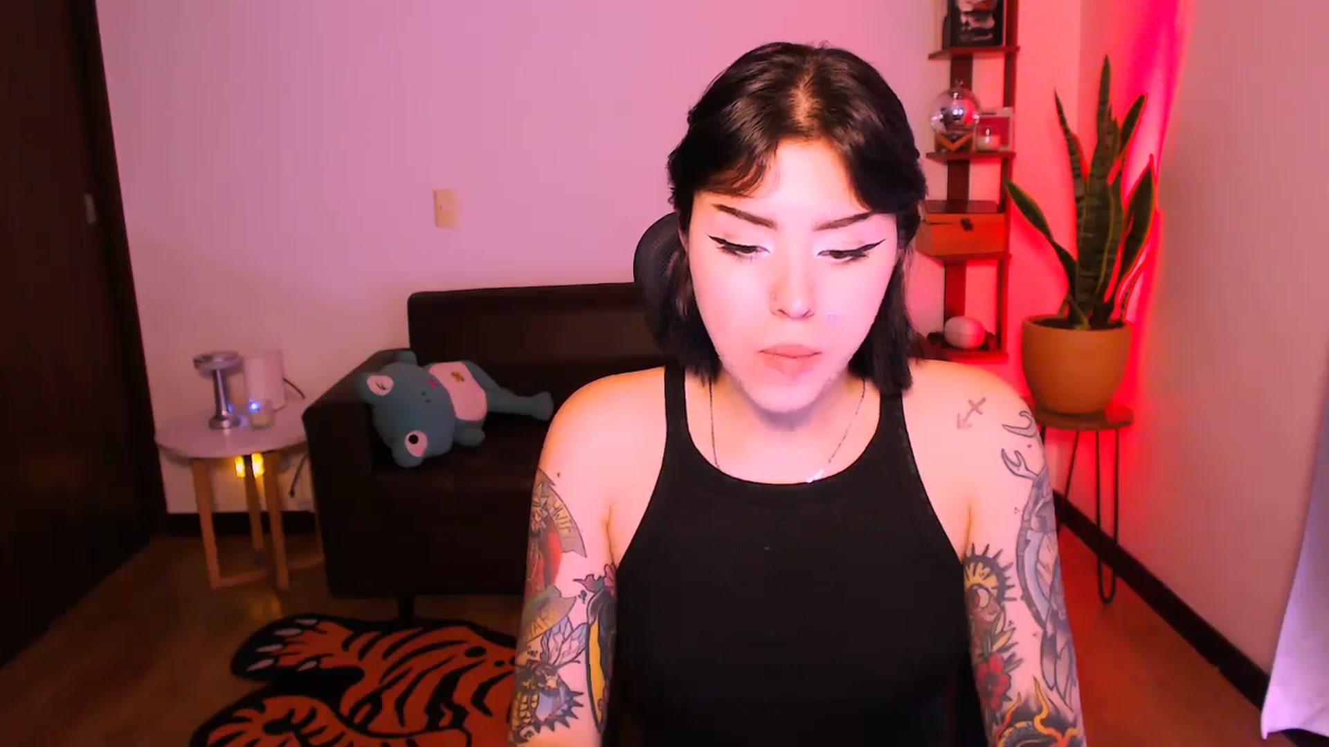 Gallery image thumbnail from AuroraBeckett's myfreecams stream on, 04/06/2026, 17:14 image 18 of 20