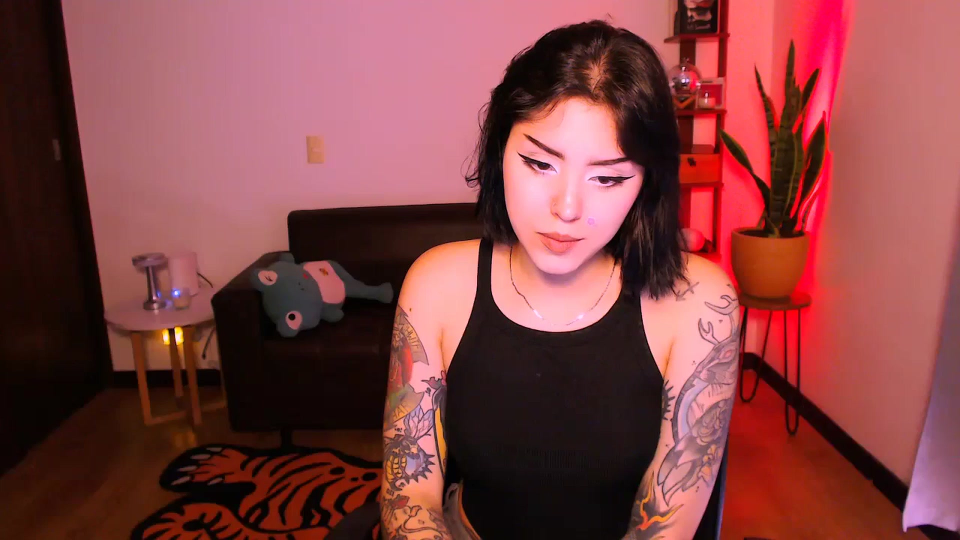 Gallery image thumbnail from AuroraBeckett's myfreecams stream on, 04/06/2026, 17:14 image 1 of 20