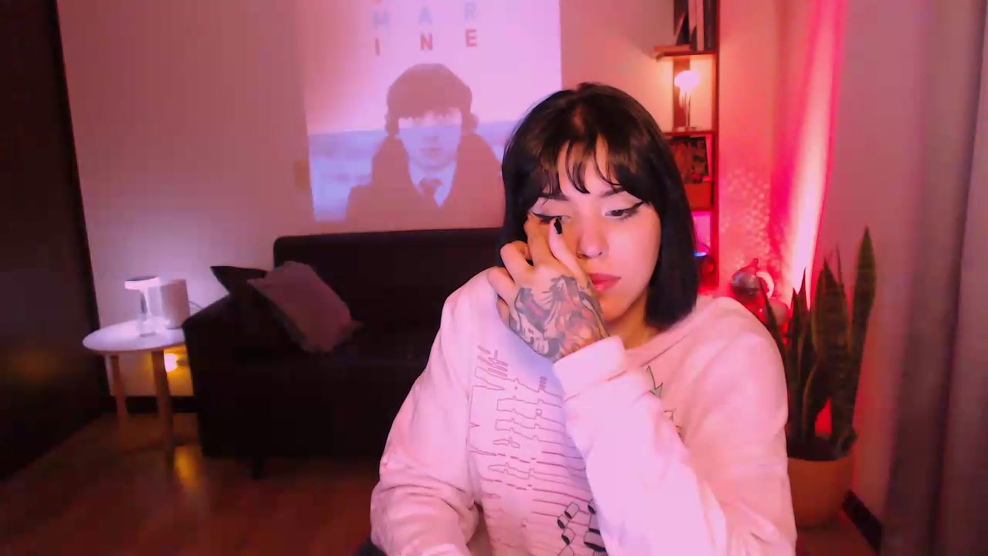 Gallery image thumbnail from AuroraBeckett's myfreecams stream on, 05/18/2026, 08:06 image 13 of 20