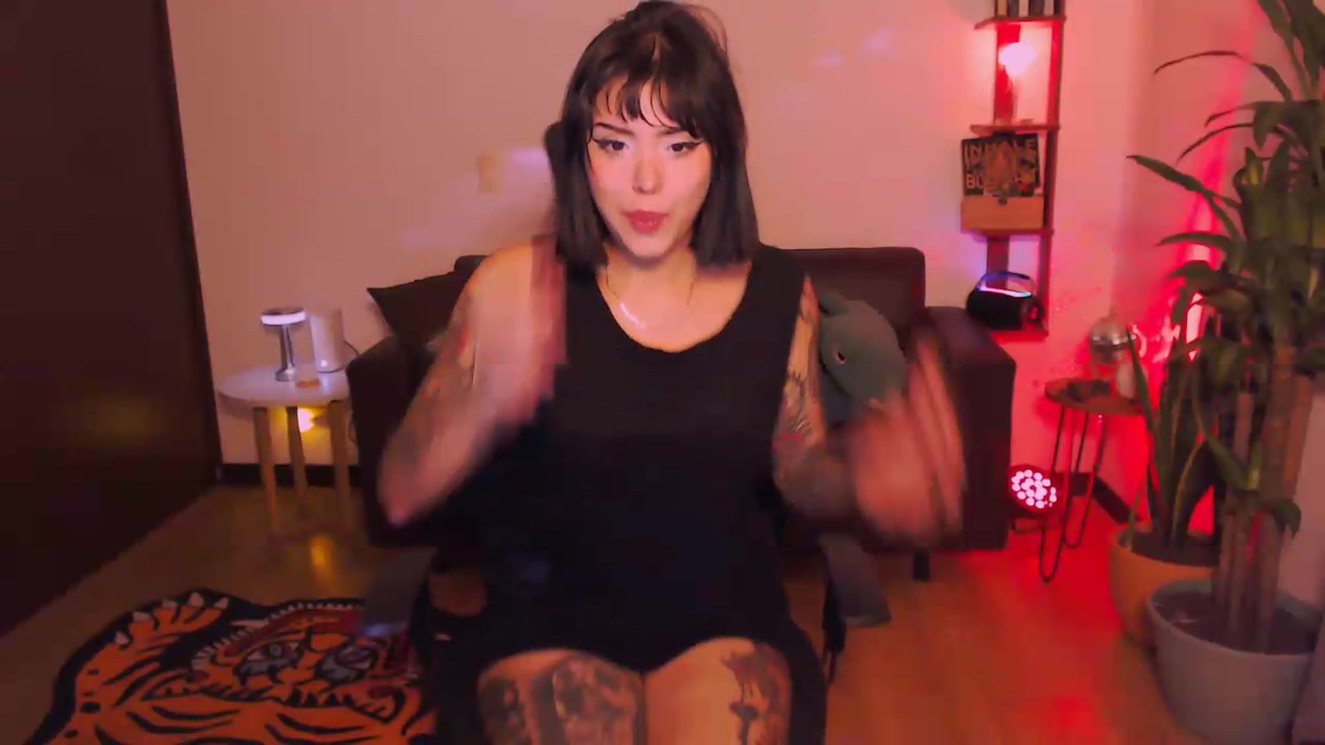 Gallery image thumbnail from AuroraBeckett's myfreecams stream on, 05/26/2026, 07:15 image 18 of 20