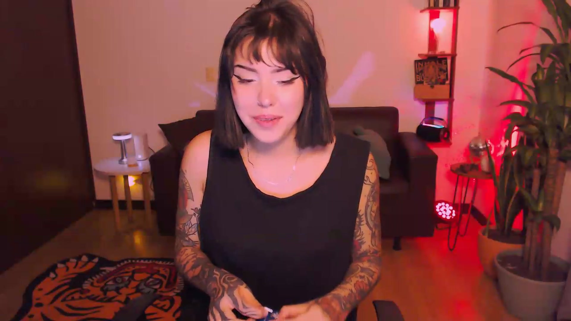 Gallery image thumbnail from AuroraBeckett's myfreecams stream on, 05/26/2026, 07:15 image 17 of 20